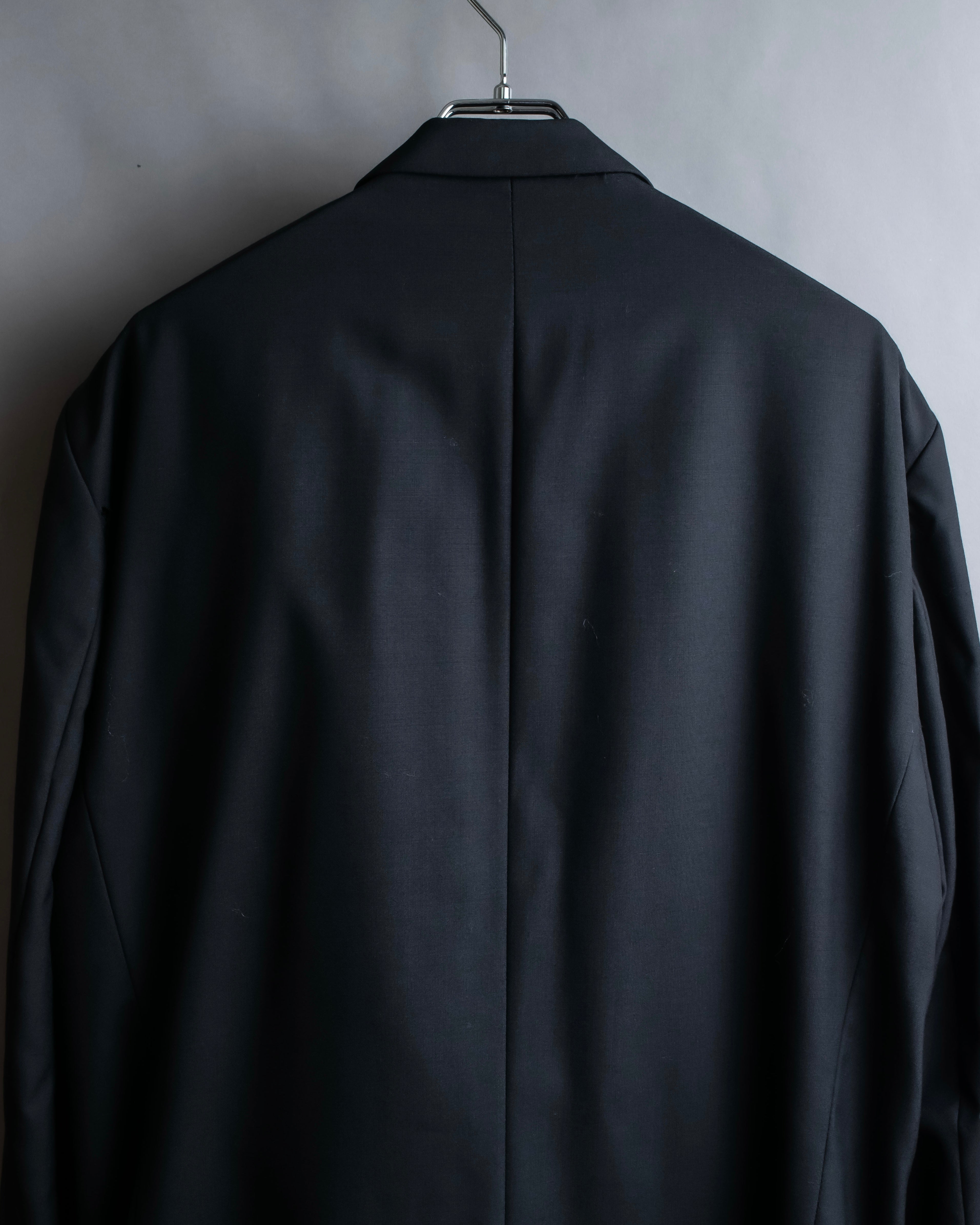 “INCOGUITO“ Shiny peak lapel double breasted tailored jacket