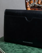 "Alexandar McQueen" Two-tone crystal clasp leather shoulder wallet