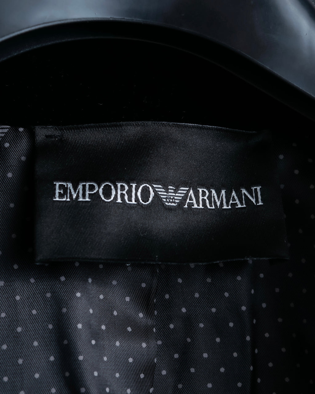 "EMPORIO ARMANI"  Dimensional wave pattern velour like chester coat