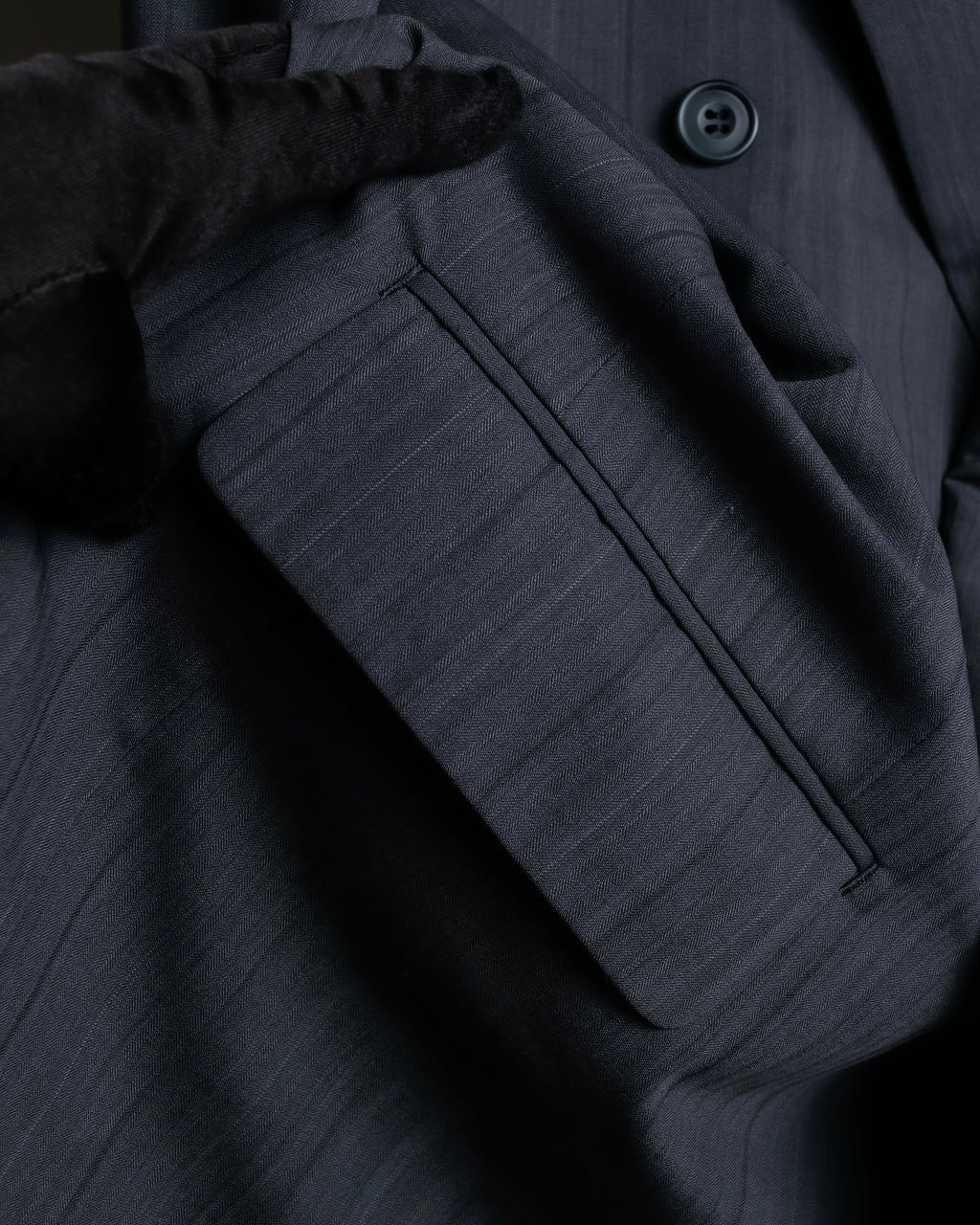 "CHRISTIAN DIOR MONSIEUR" Shadow stripe pattern classical formal detail set up