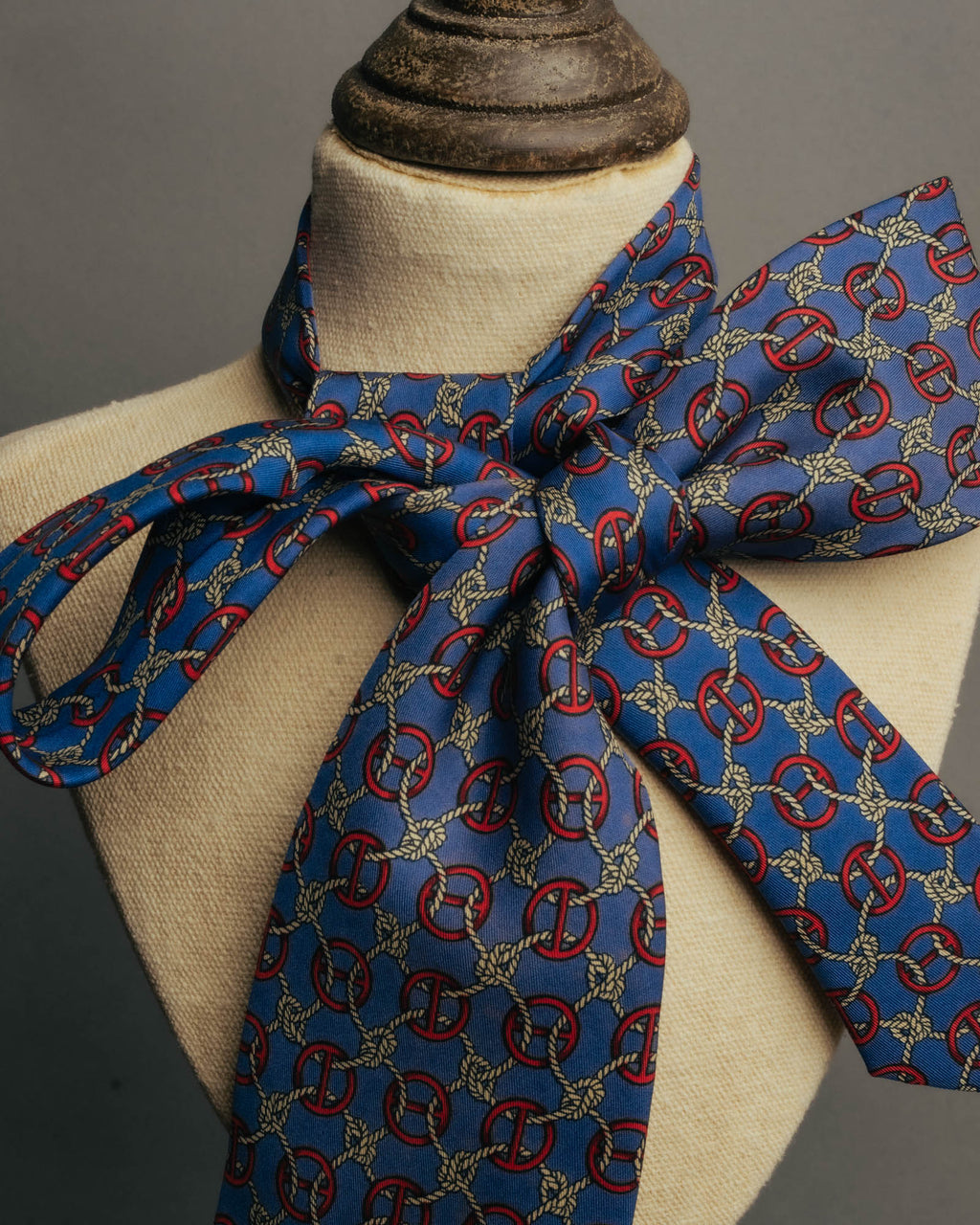 “HERMÈS” 90’s Rope and H motif silk tie