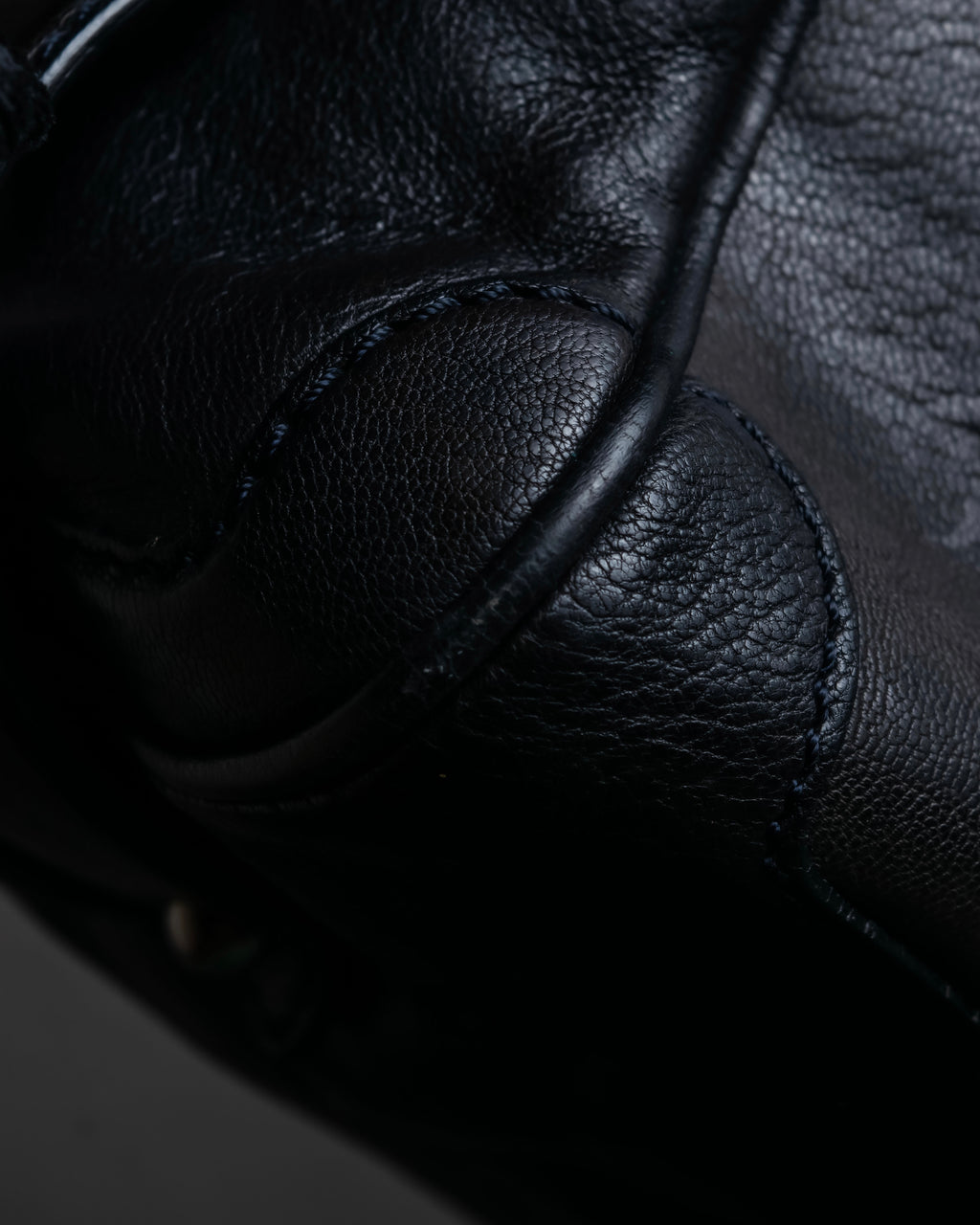 "CELINE" Metal parts design horizontal leather one-shoulder bag