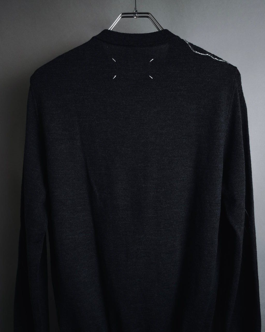 "Maison Margiela" 15AW deconstructed hand-stitched crewneck knit