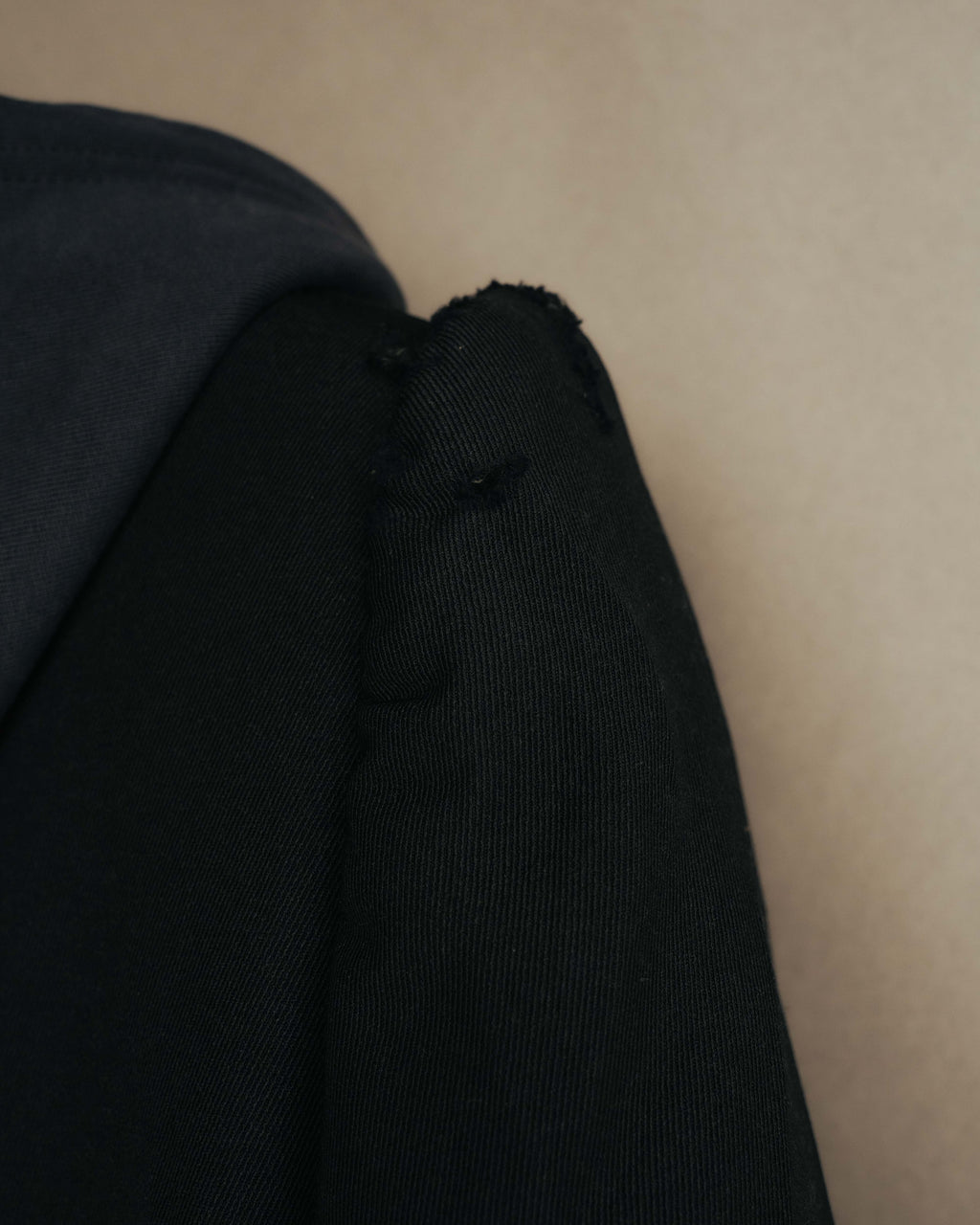"BALENCIAGA" 2022 Distressed hooded long coat
