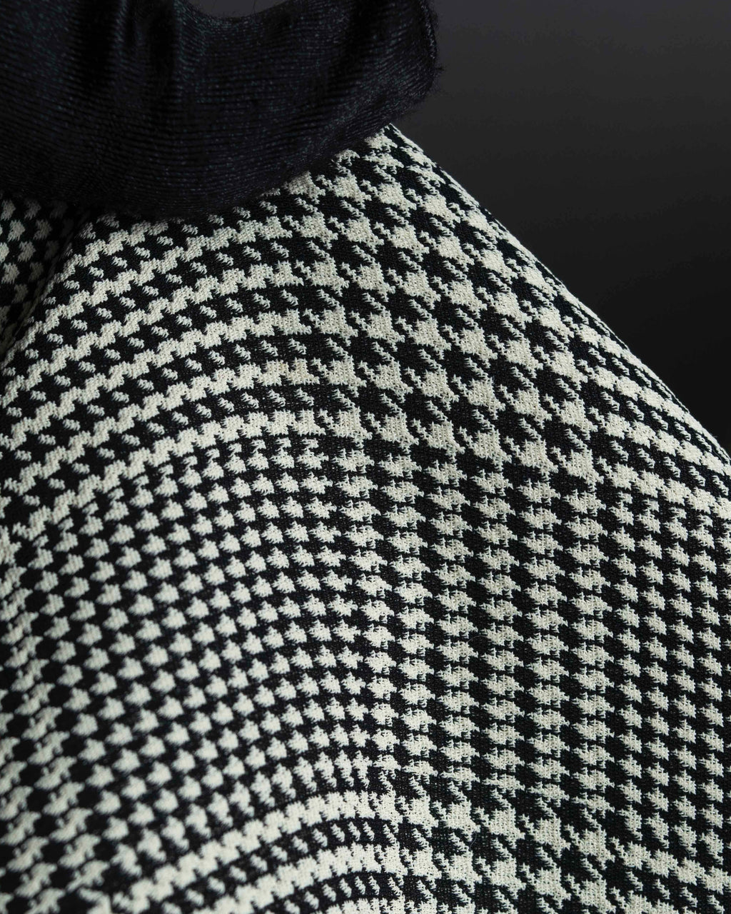 "CHANEL" Coco mark button fly detail houndstooth pattern wide slacks