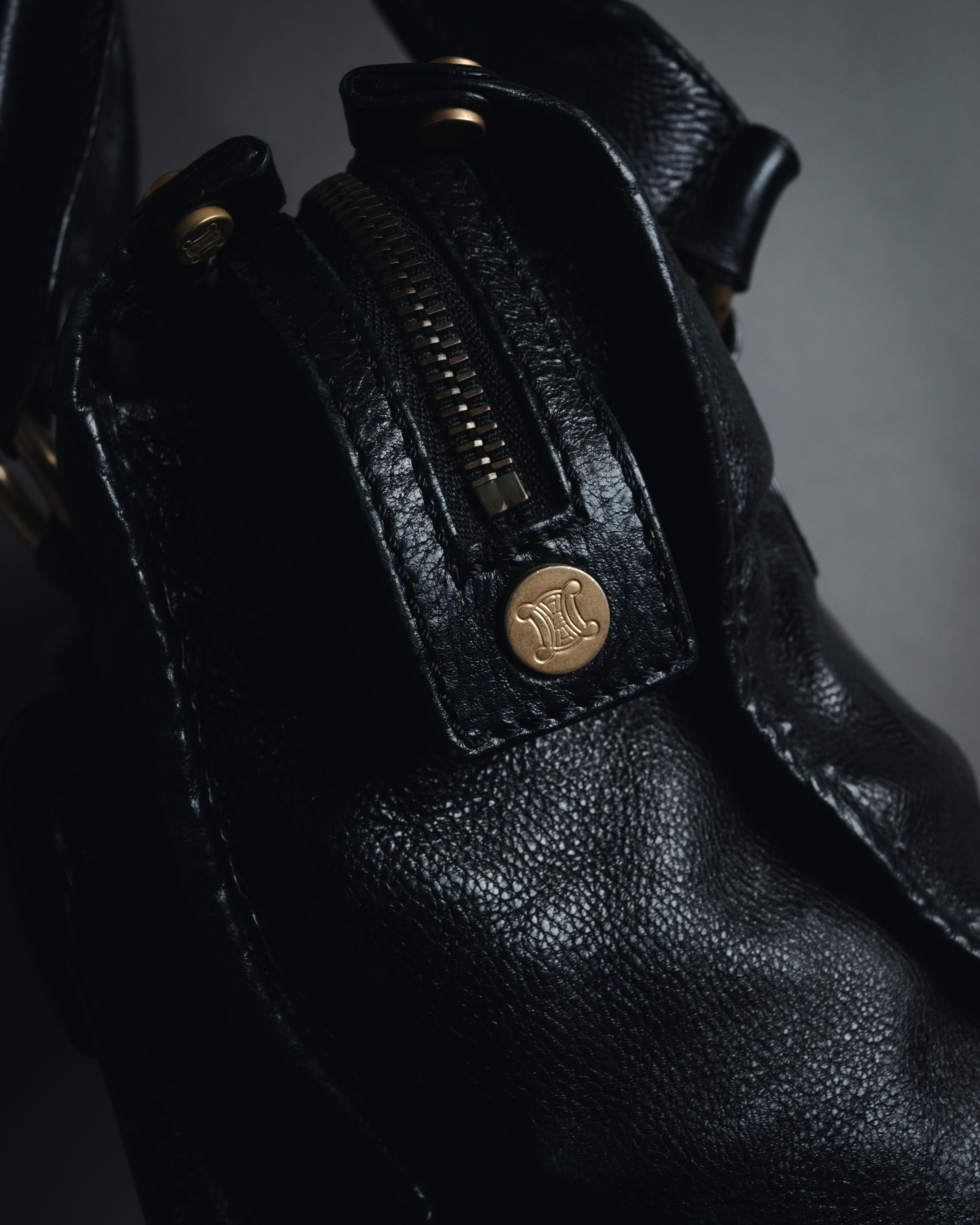 "CELINE" Leather double-pocket ring-hardware shoulder bag