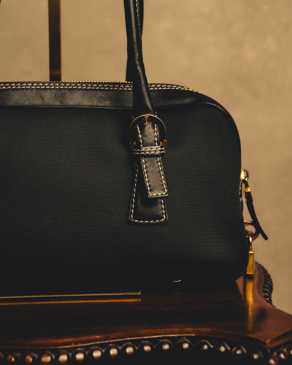 “Salvatore Ferragamo” 90’s-00’s Gancini-detail textured canvas shoulder bag