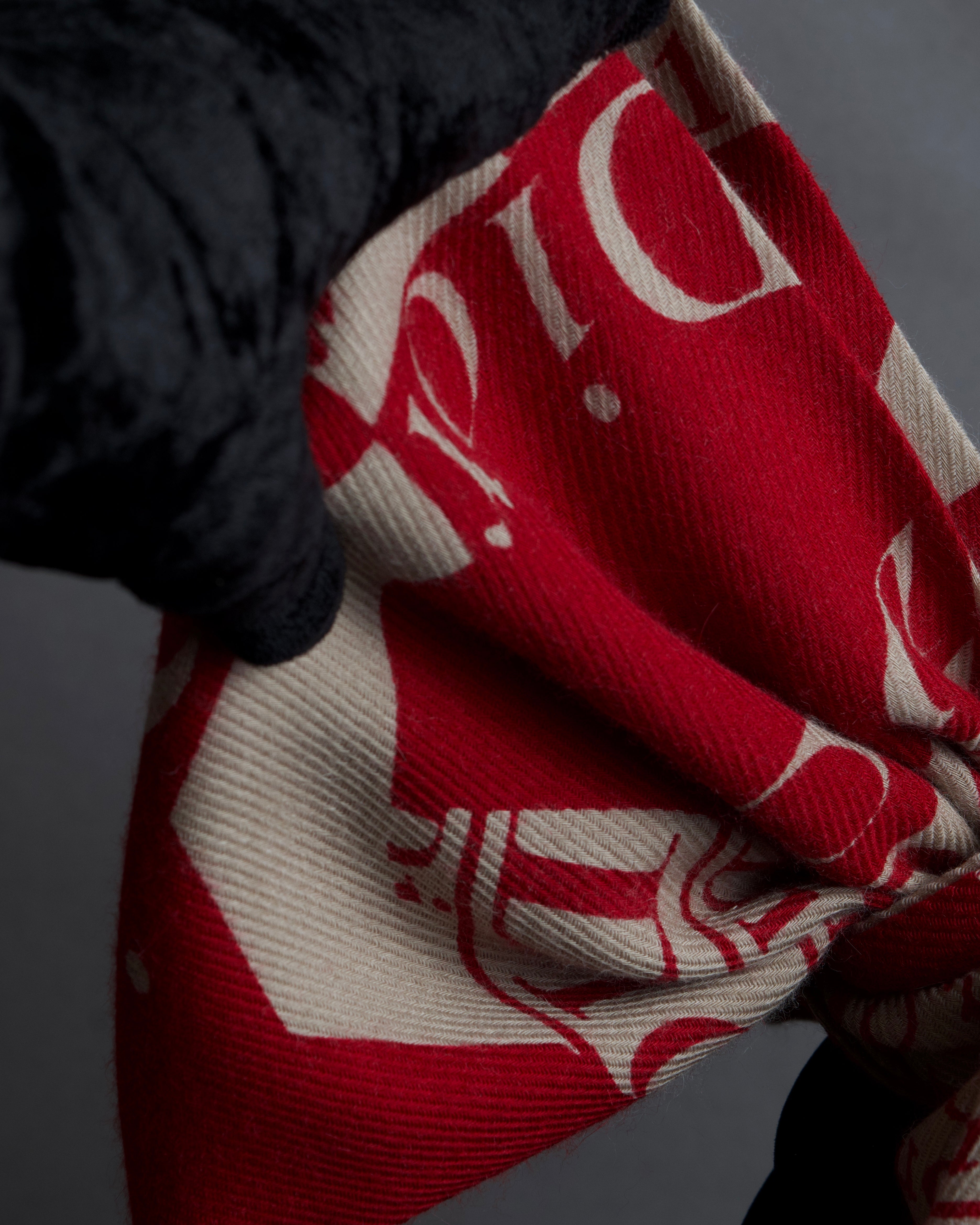 "Christian Dior" Logo pattern twill muffler