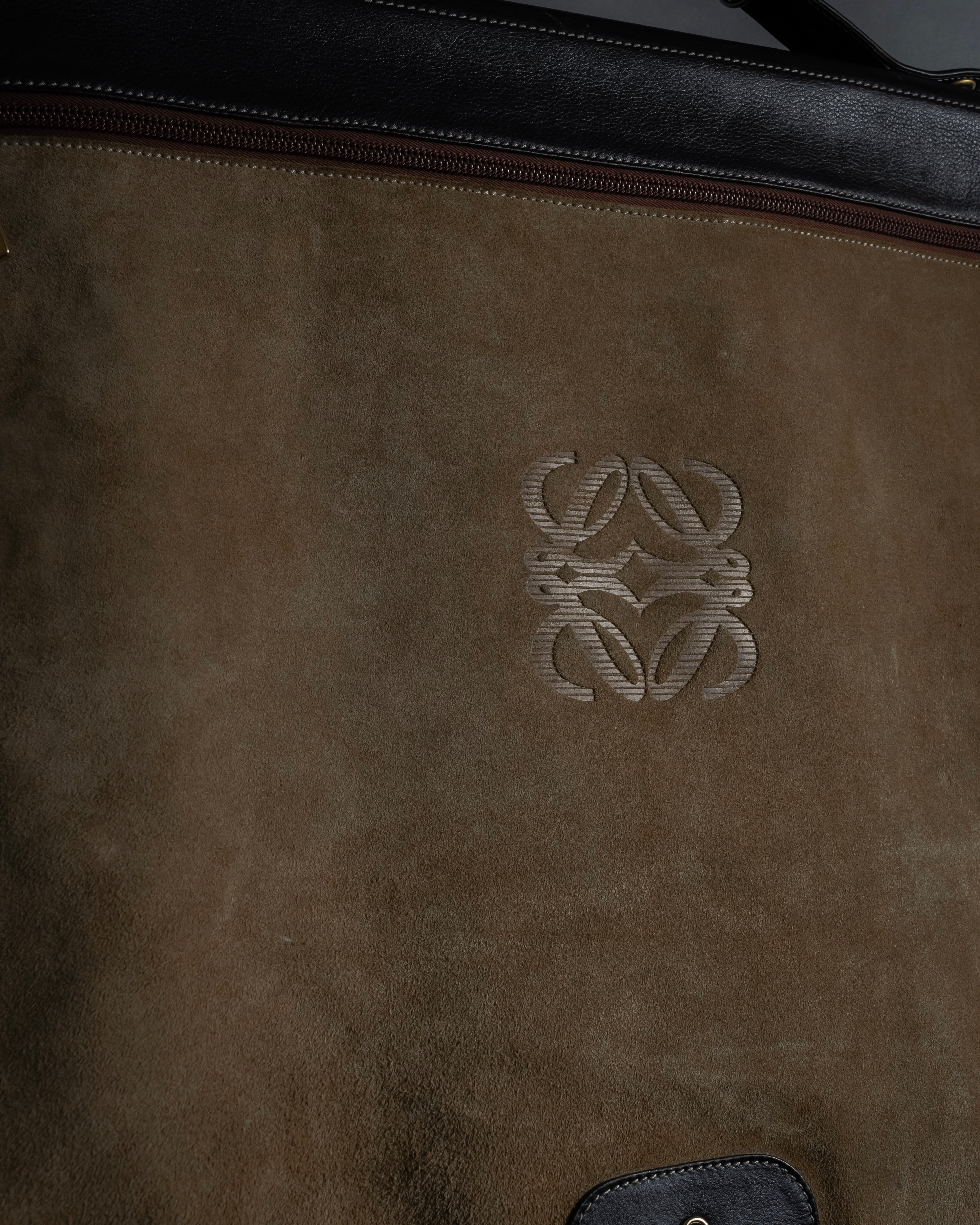 "LOEWE" 80's-90's Logo engraved suede leather combination business bag