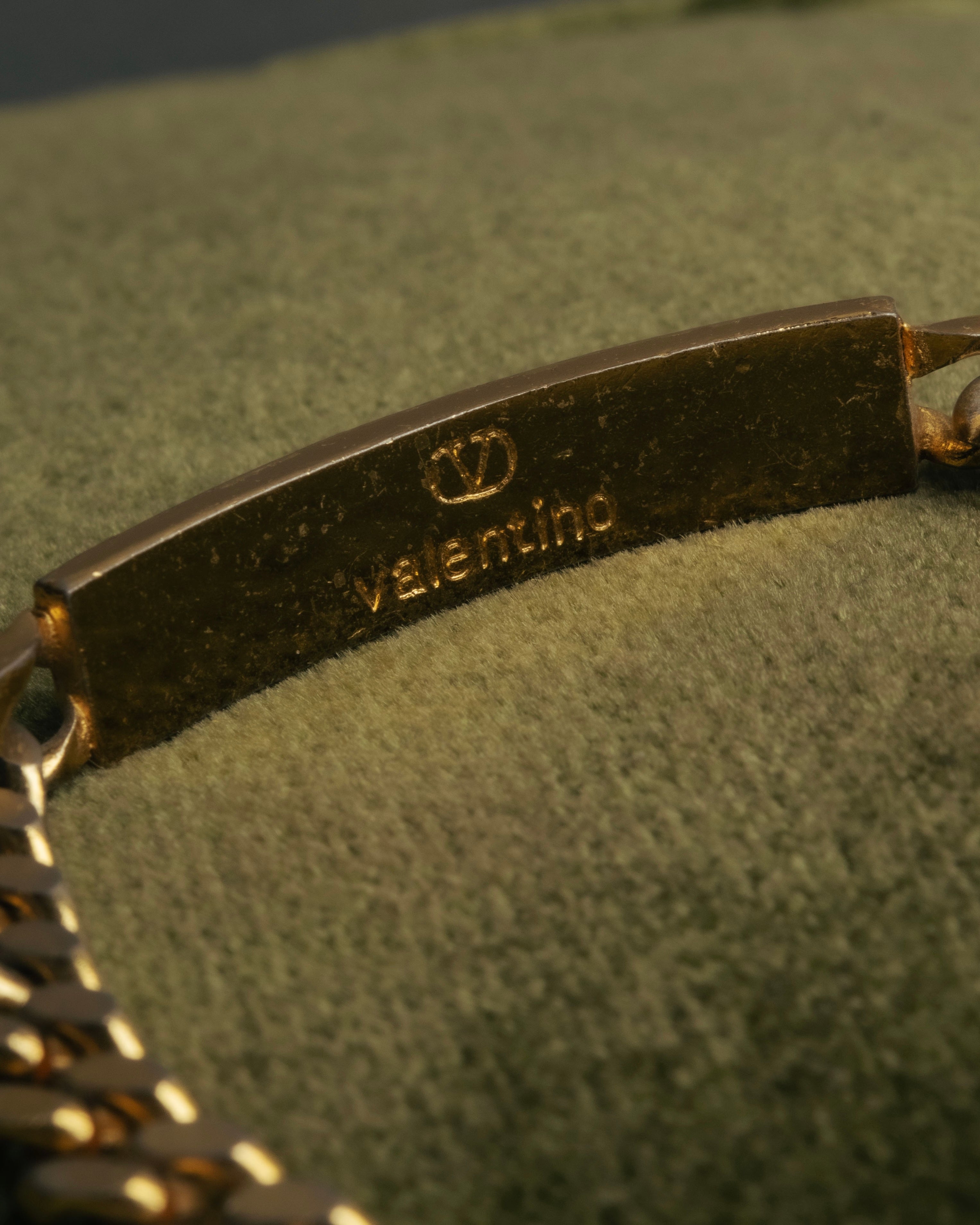 “VALENTINO“ 80’s-90’s Logo enamel ID chain bracelet