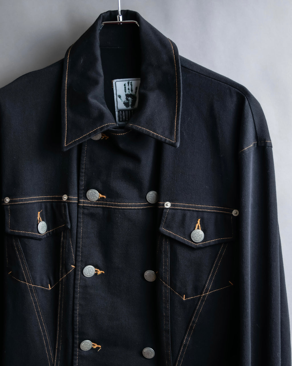 "JEAN PAUL GAULTIER JEANS"
Military detail stitching denim coat