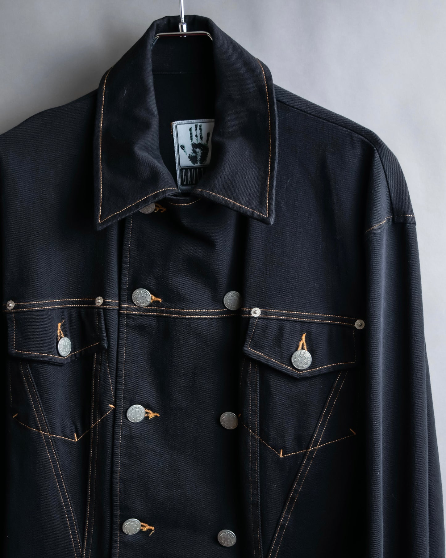 "JEAN PAUL GAULTIER JEANS"
Military detail stitching denim coat