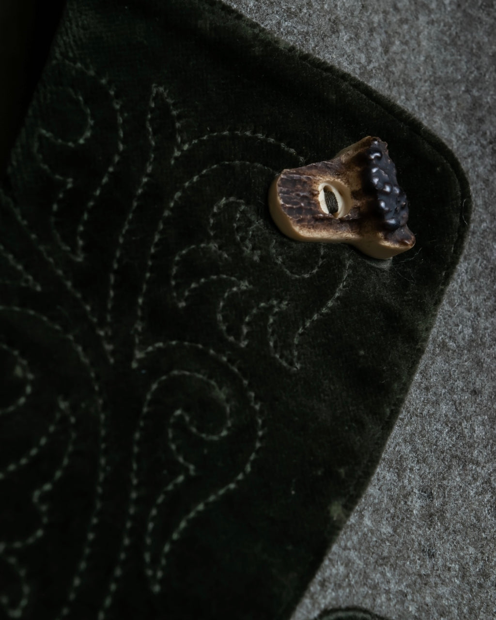 Vintage velor switching Tyrolean tailored jacket