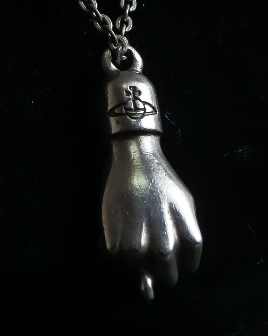 "Vivienne Westwood" Praying hands motif silver necklace