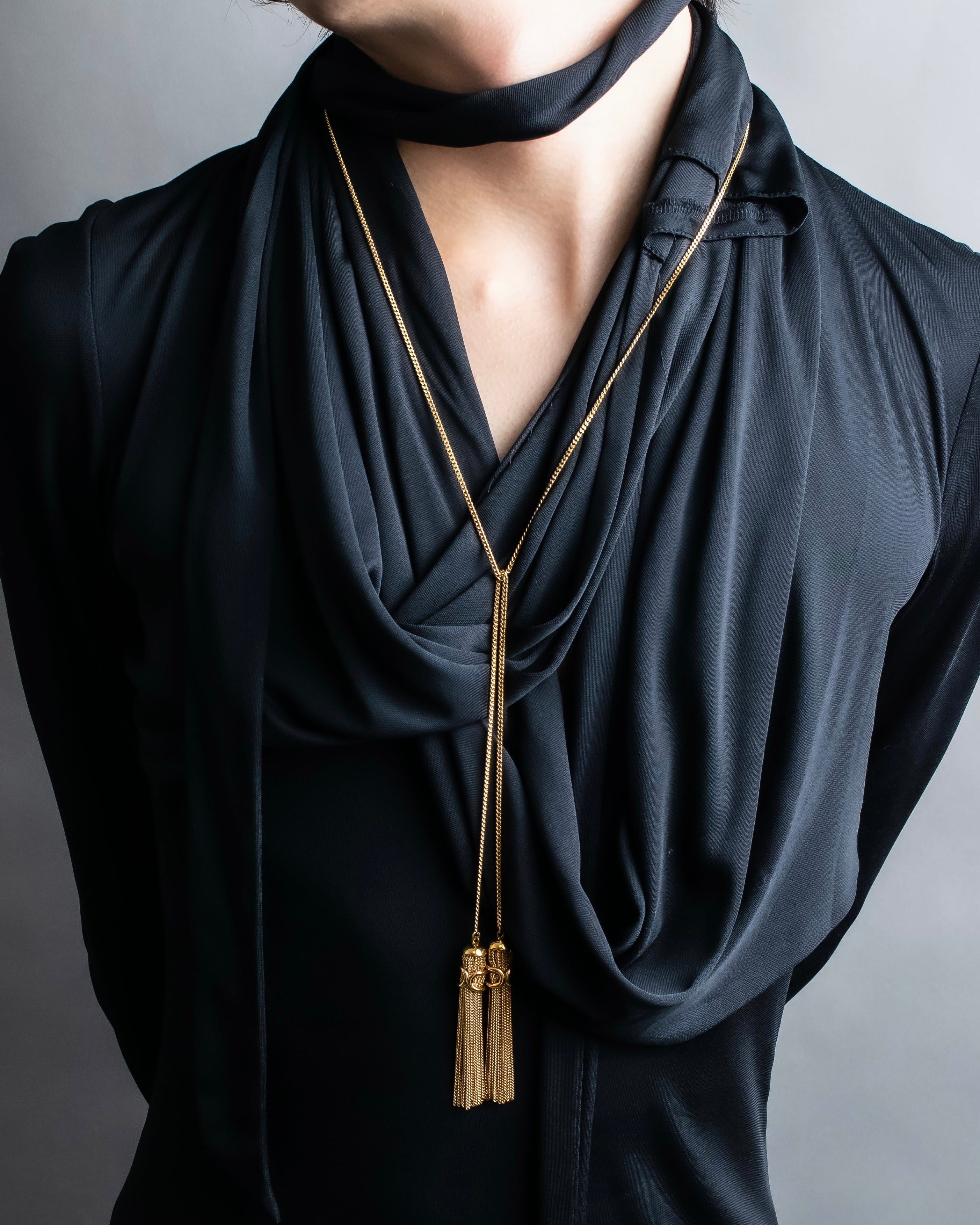 "CELINE" Fringe emblem design long necklace