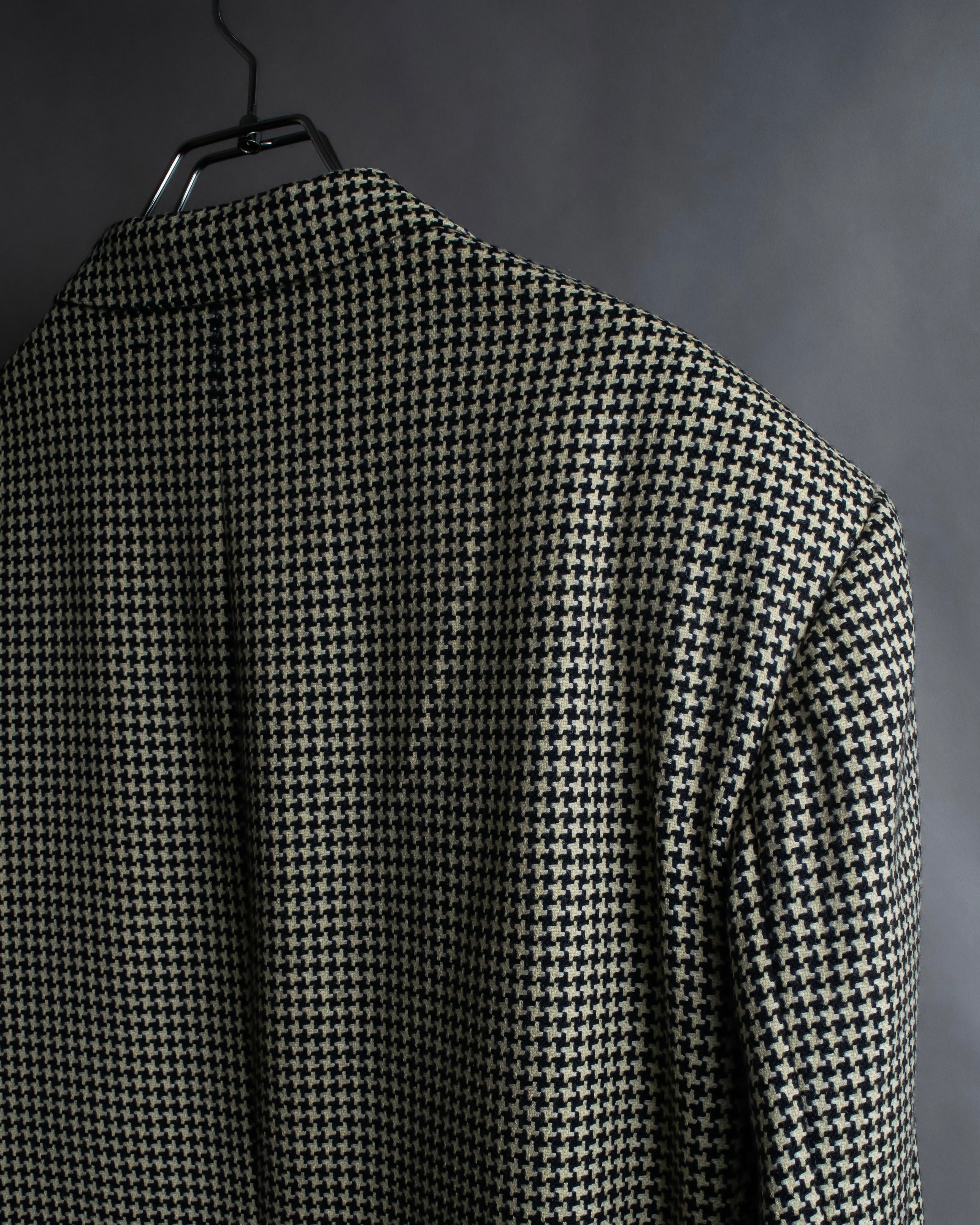 "HUGO BOSS" Houndstooth structured shoulder line tailored jacket