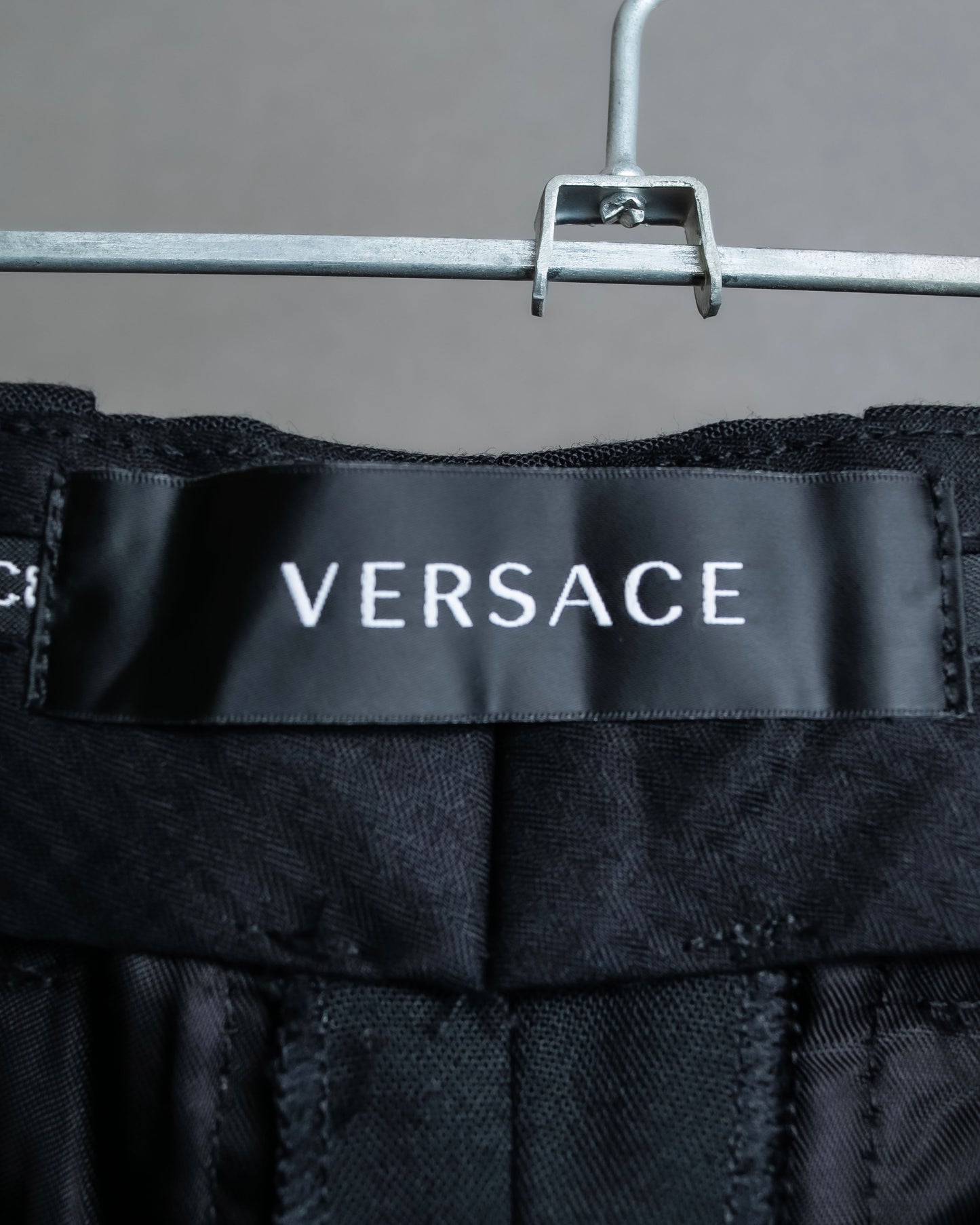 "VERSACE" Wide tapered silhouette no pleats slacks