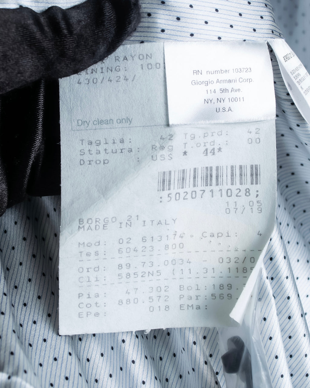 "GIORGIO ARMANI" Beautiful shape velour tailored jacket