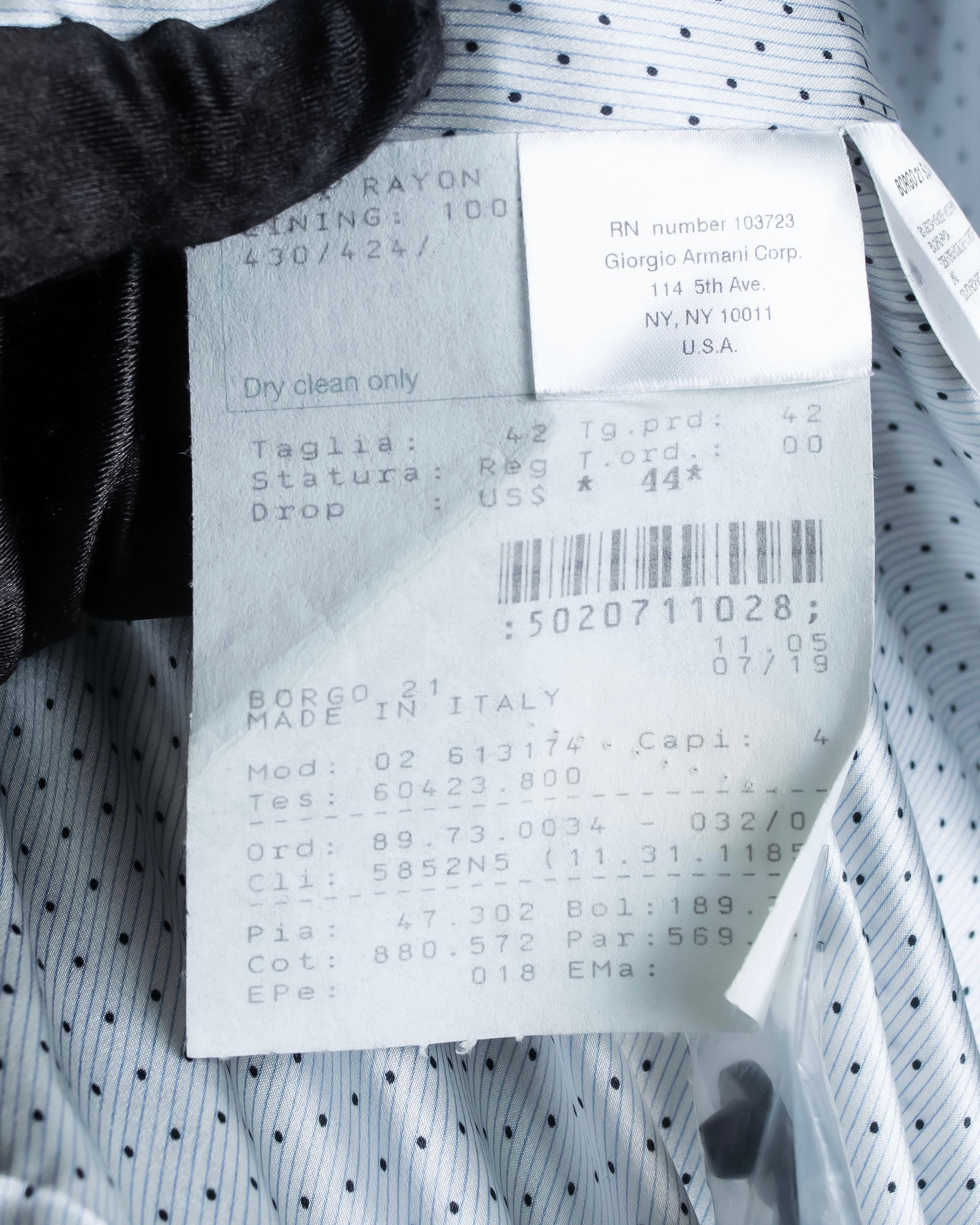 "GIORGIO ARMANI" Beautiful shape velour tailored jacket