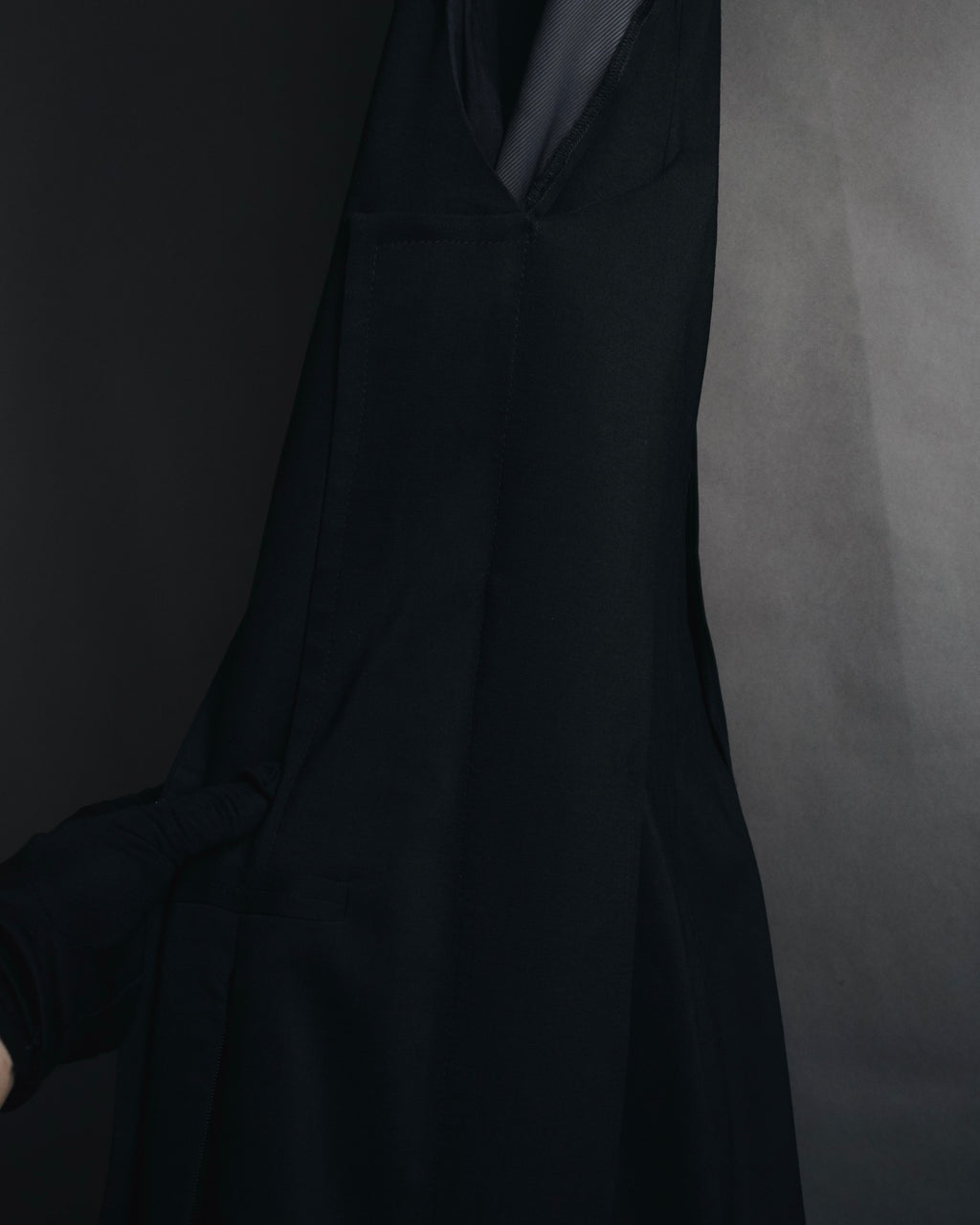 –SPECIAL– "Maison Martin Margiela"
2012SS sleeveless deconstructed tuxedo lapel jacket