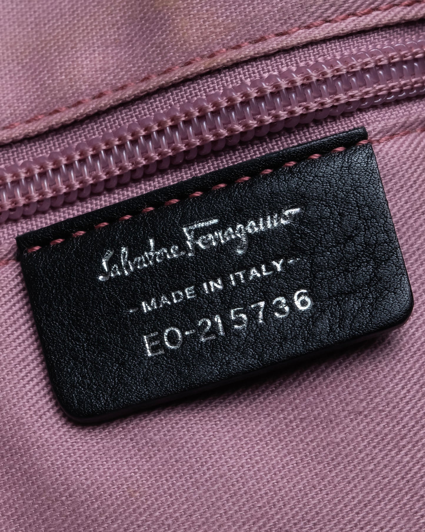 "Salvatore Ferragamo" Gancini Motif out pocket hand bag