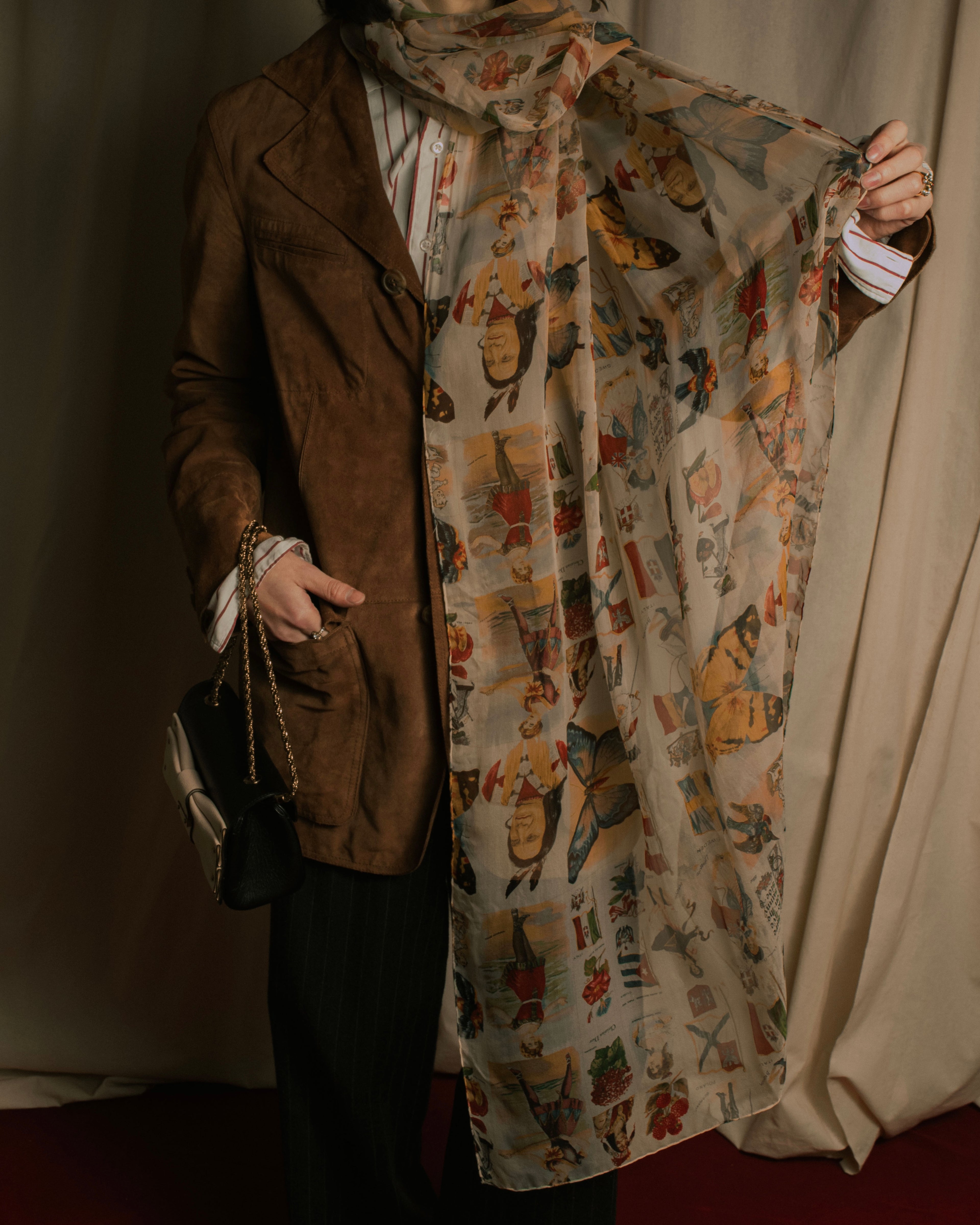 –SPECIAL– "Christian Dior"
00’s historic collage-print silk chiffon large stole