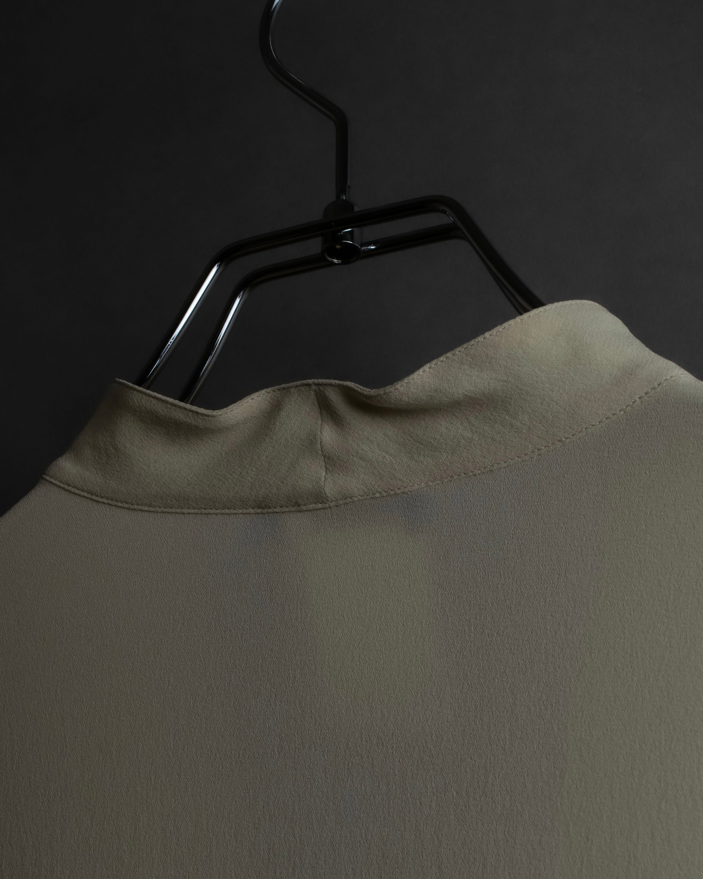 "GIORGIO ARMANI" Ivory color no collar silk shirt