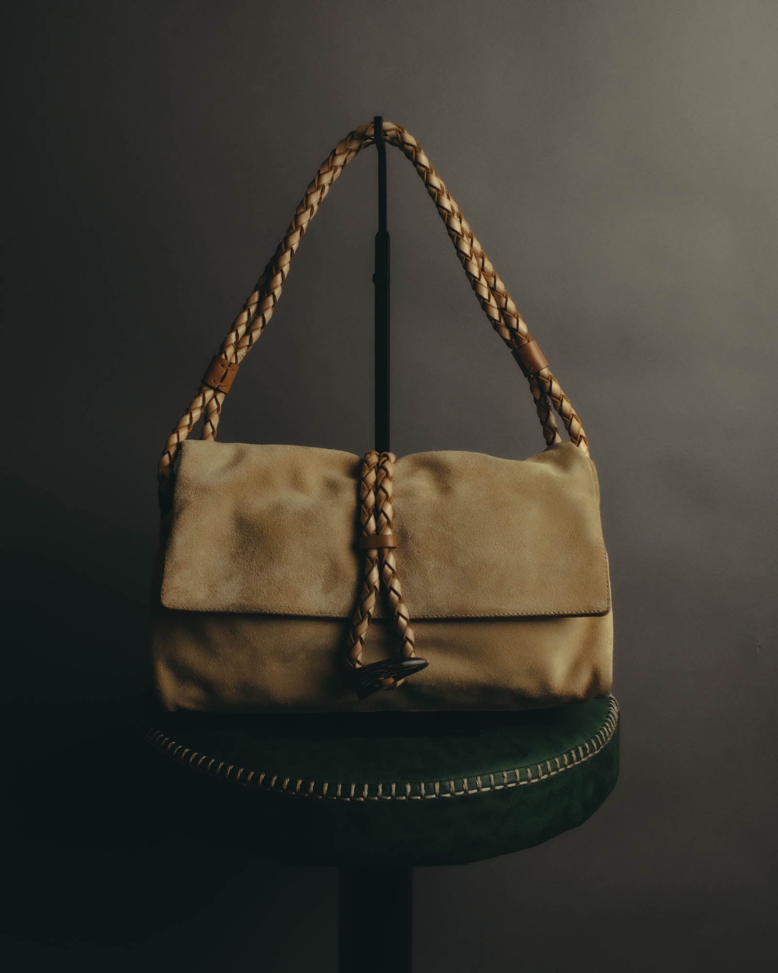 “Burberry” 00’s Braided leather handle suede shoulder bag