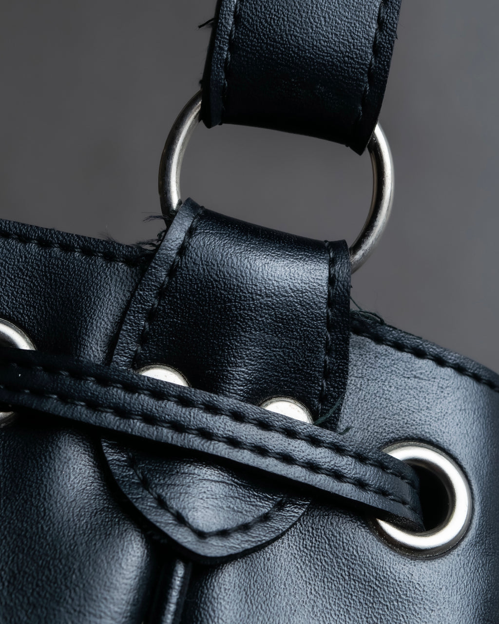 "COMME des GARCONS" Drawcord strings design PVC leather bag