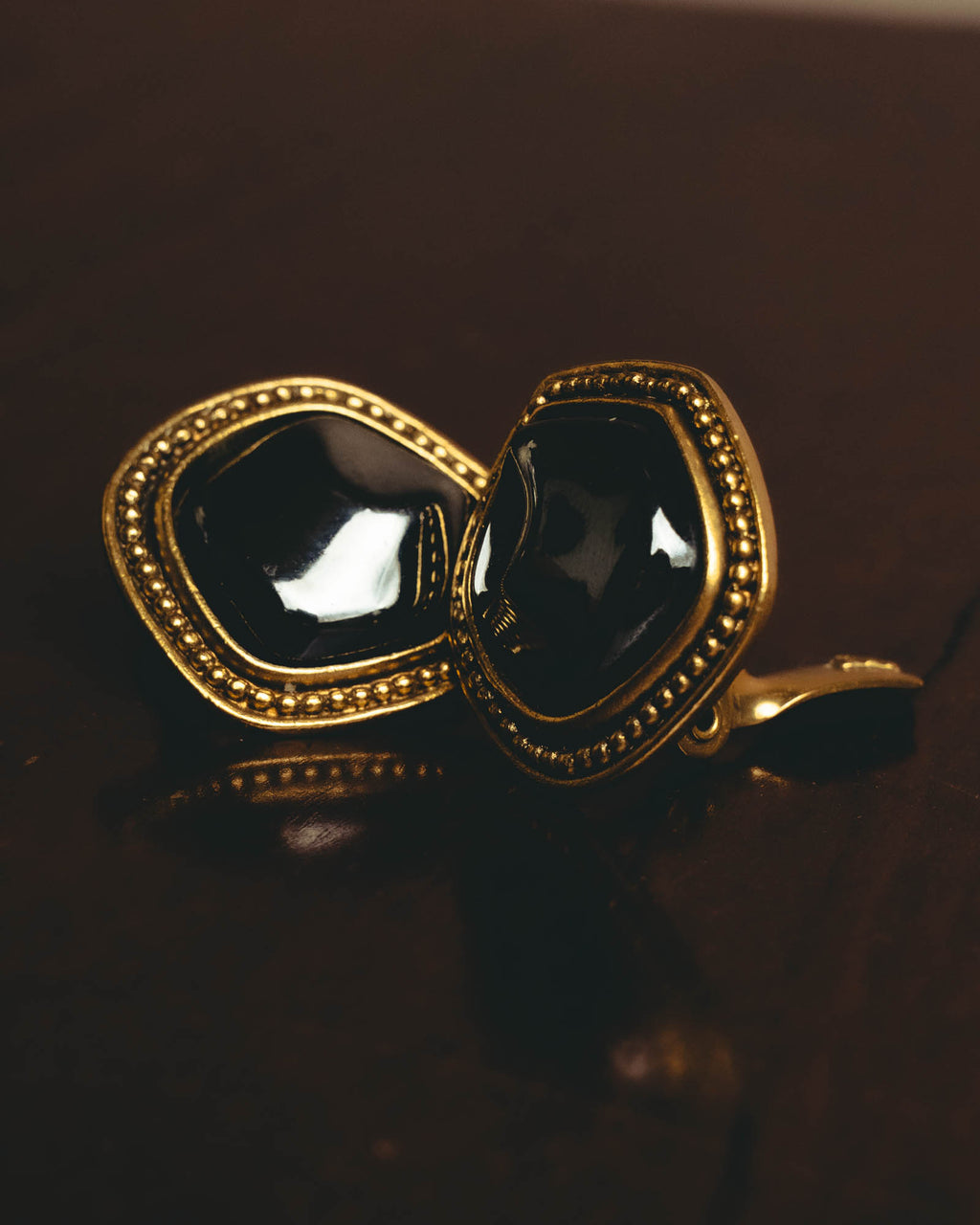 "Yves Saint Laurent" 80's-90's Sculptural black cabochon clip-on earrings