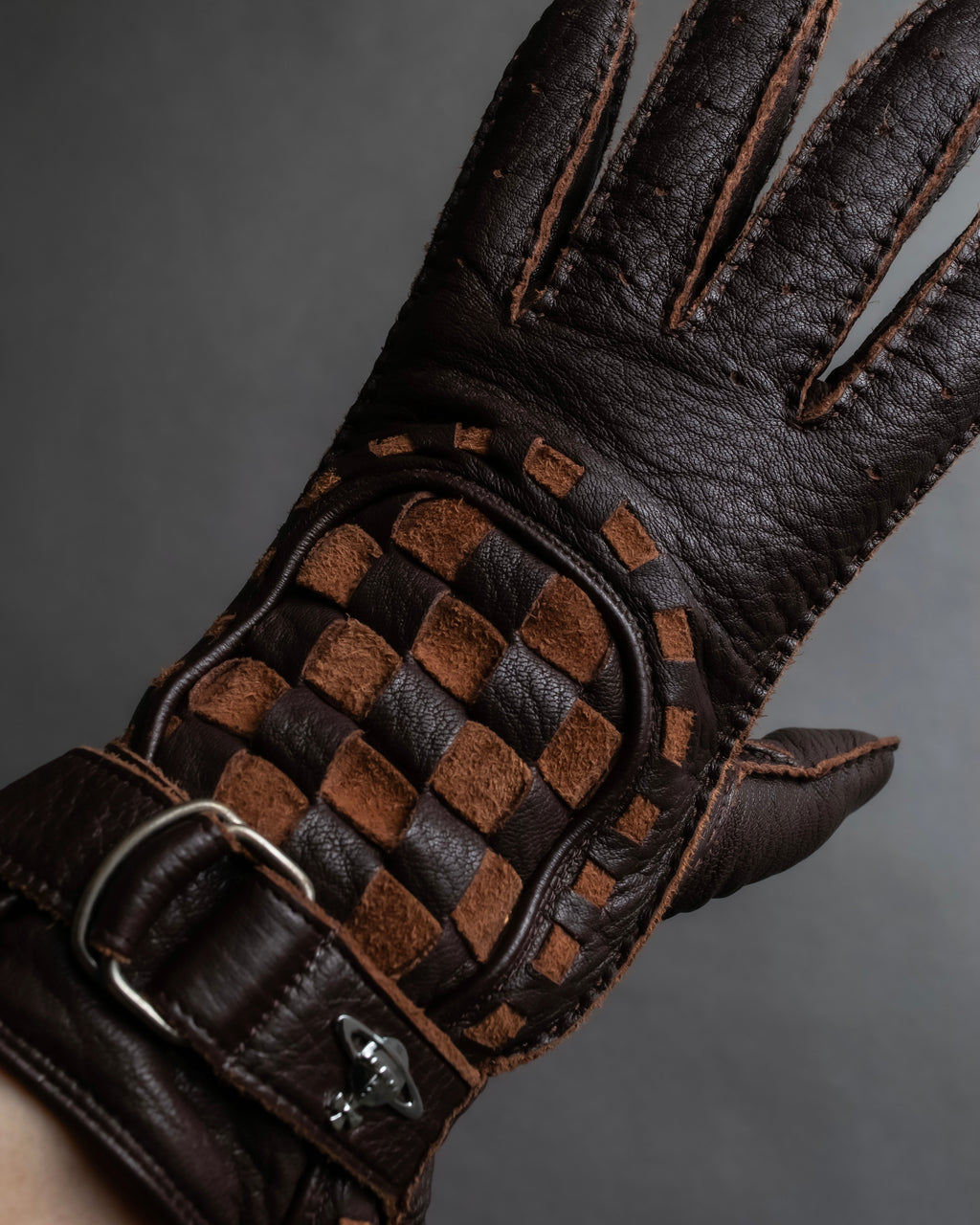 "Vivienne Westwood" Orb design checker panel pattern leather gloves