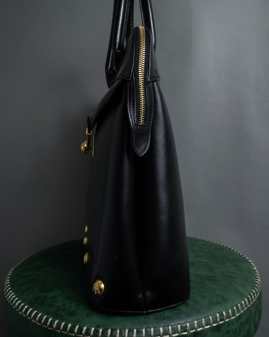 "Salvatore Ferragamo" 90's Animal motif studs design leather bag