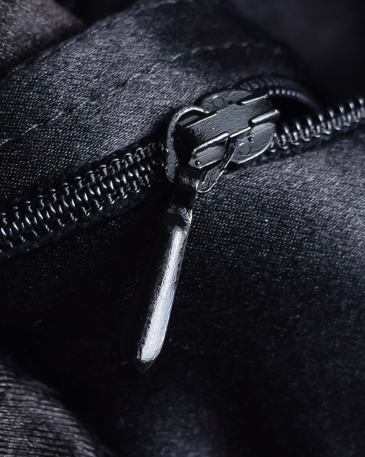 "GIANFRANCO FERRE" Structured wool satin ruffle inner detail set up