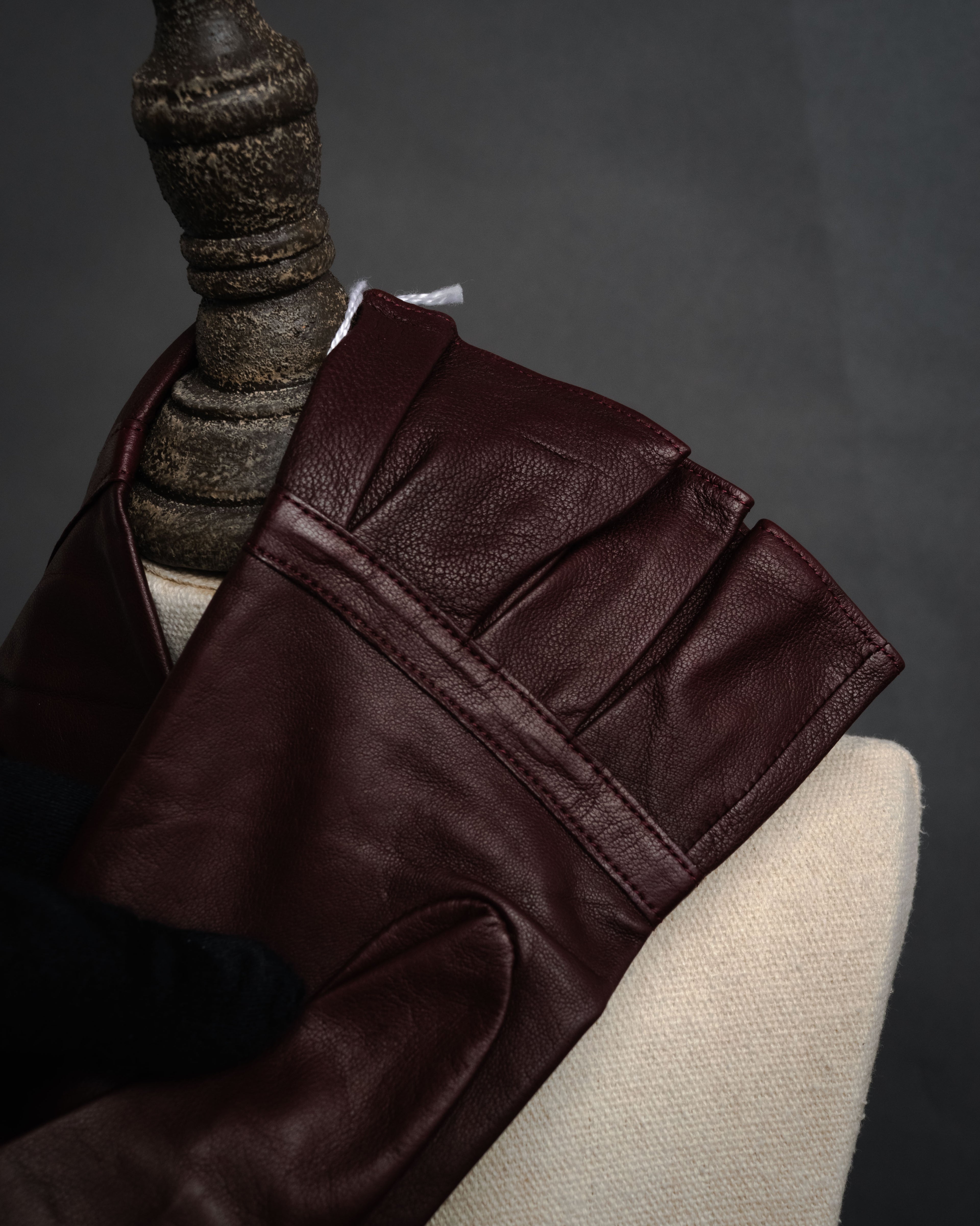 “Christian Dior” 1980’s-90’s Bow detailed leather gloves