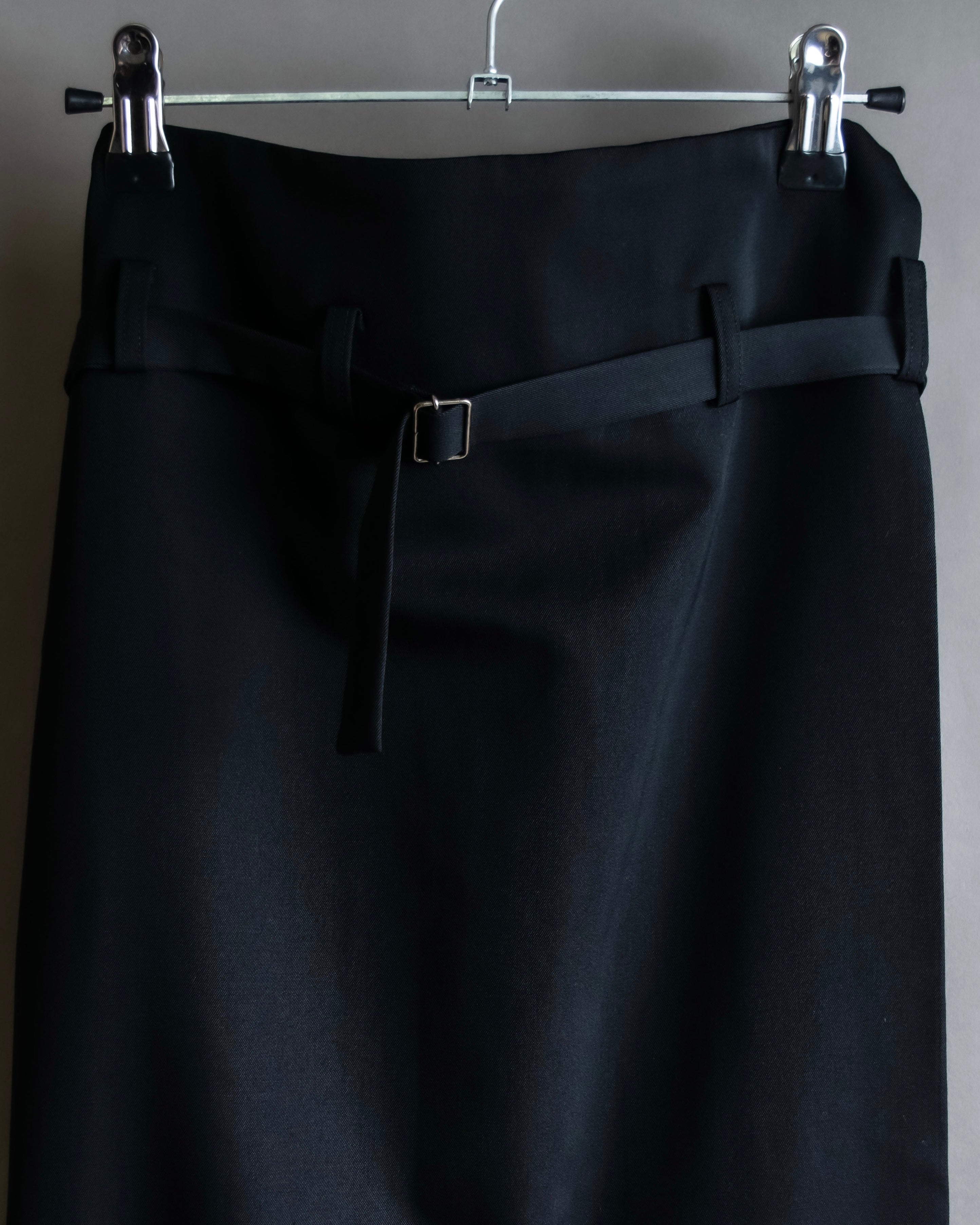 "Y's" Metal fitting belt design cutting maxi skirt