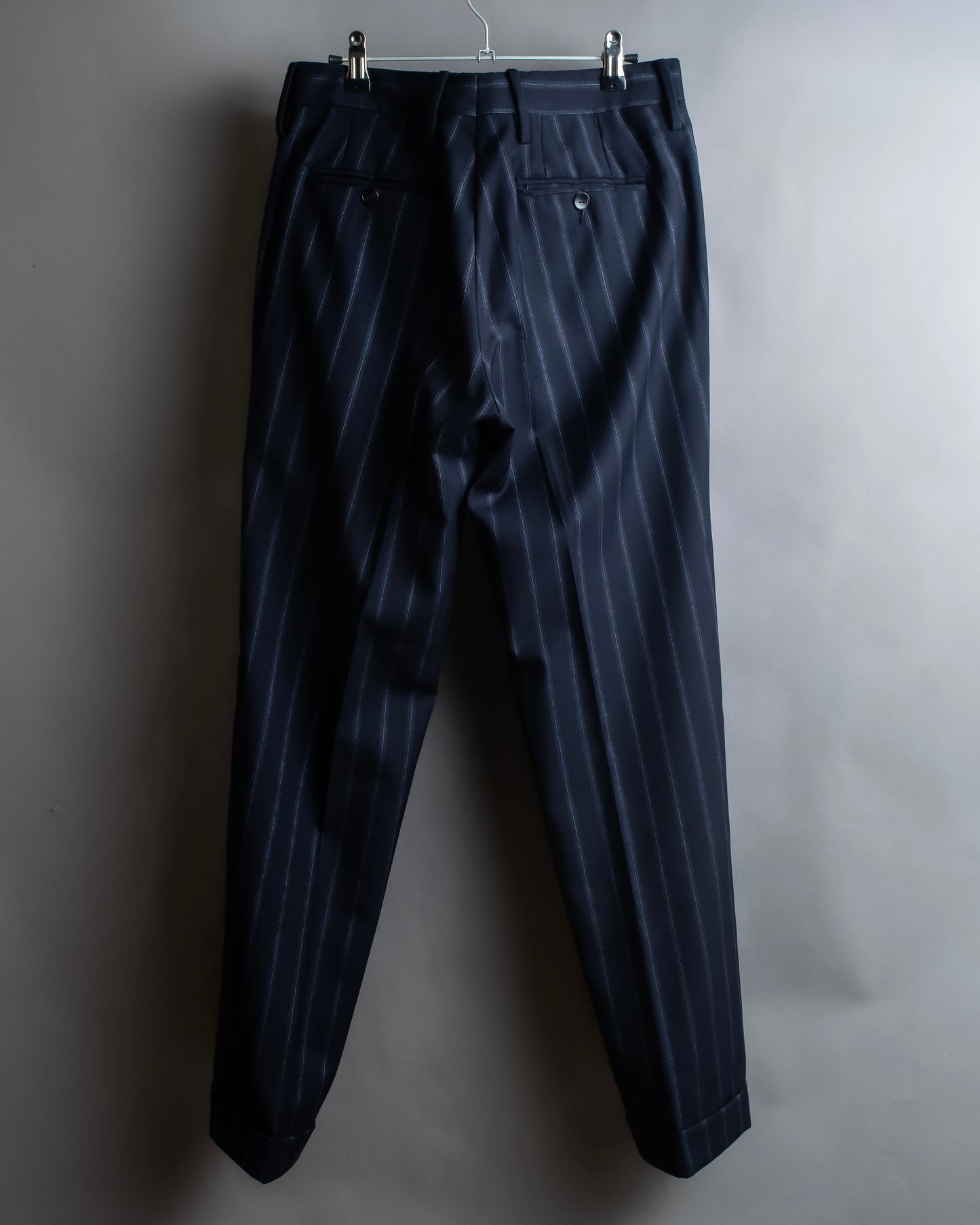 "GUCCI" Notch drop shaped tailored jacket & tapered silhouette slacks stripe set up