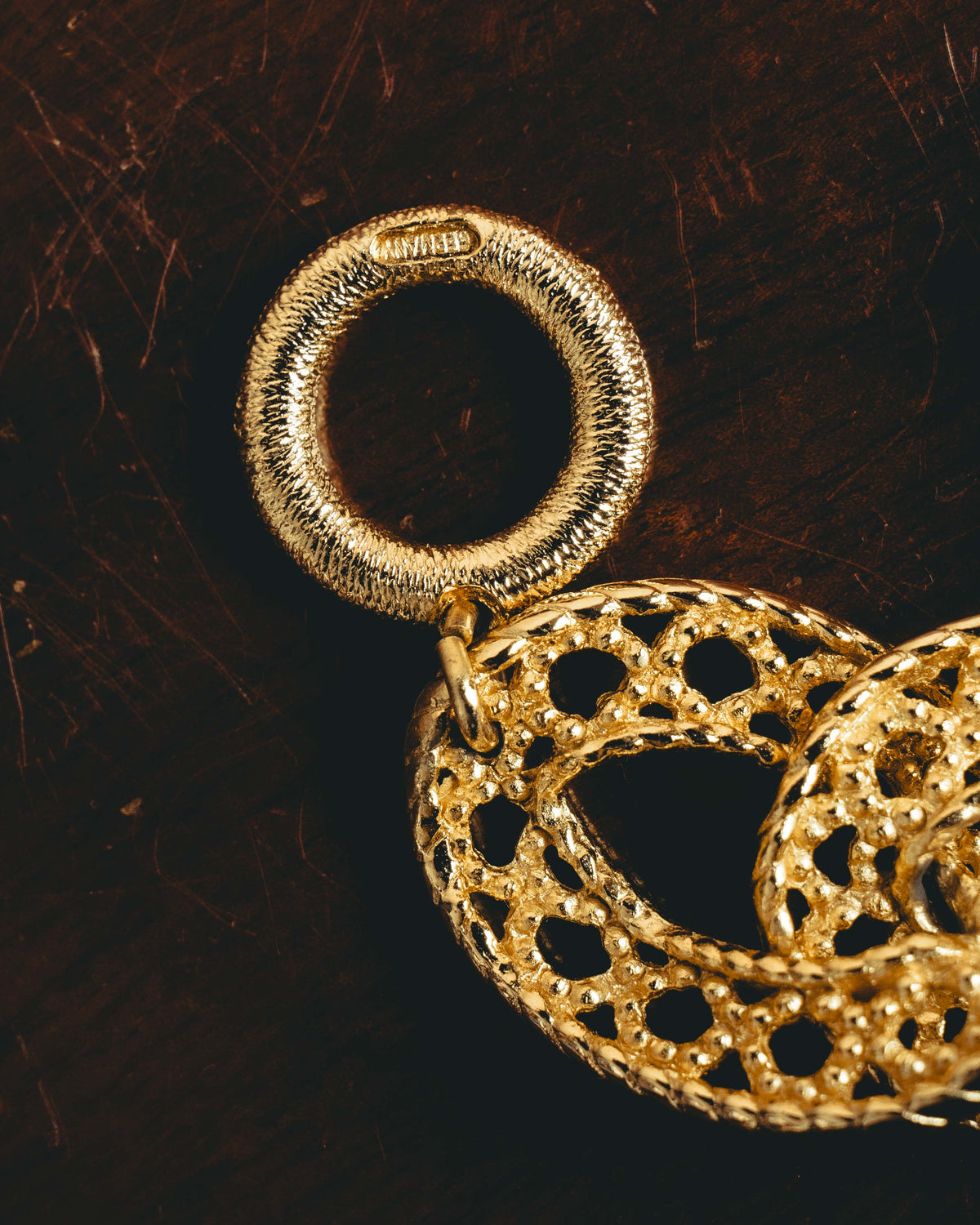 -SPECIAL- “Christian Dior” 70’s-90’s Sculptural openwork gold tone chain bracelet
