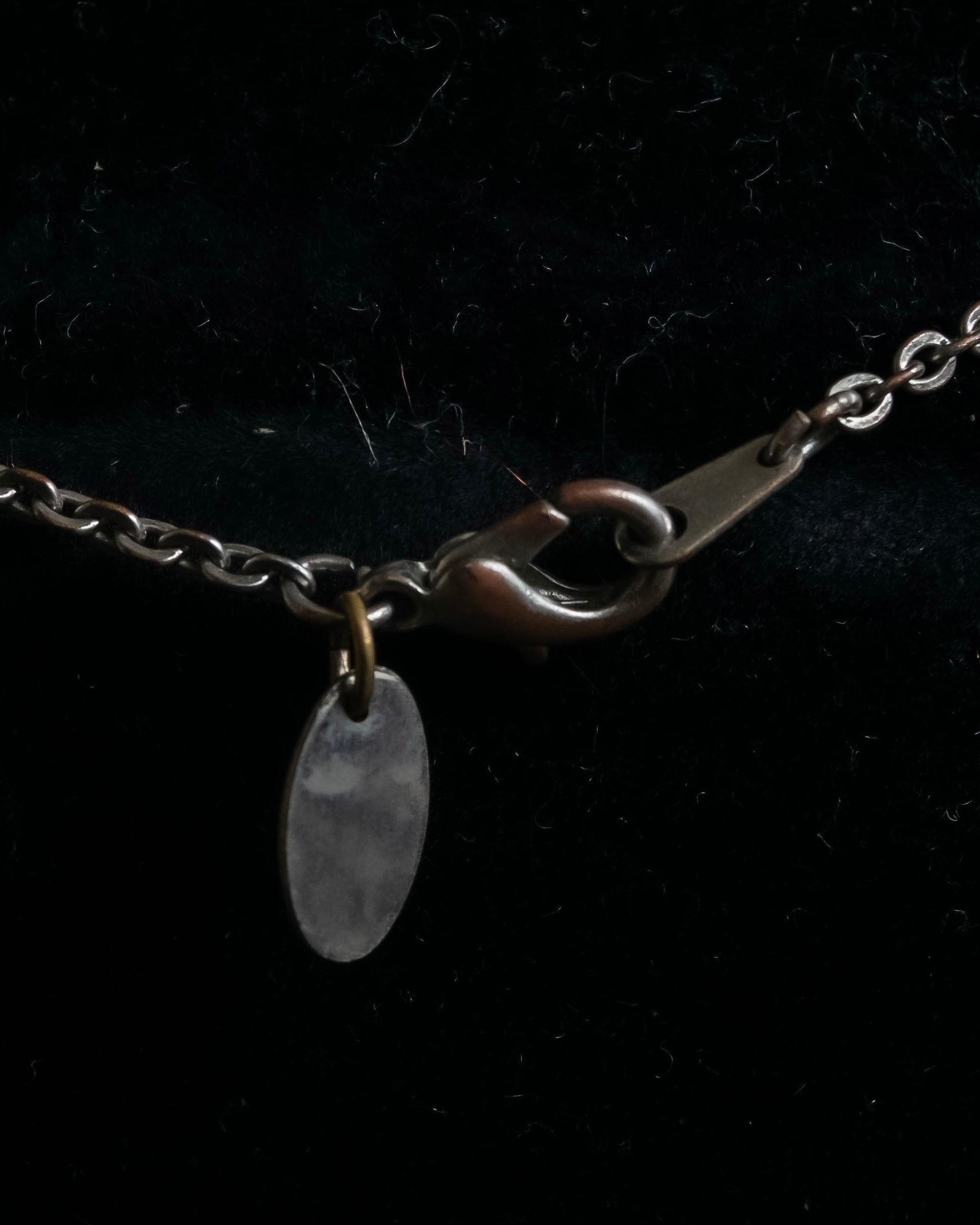 "Vivienne Westwood" Praying hands motif silver necklace