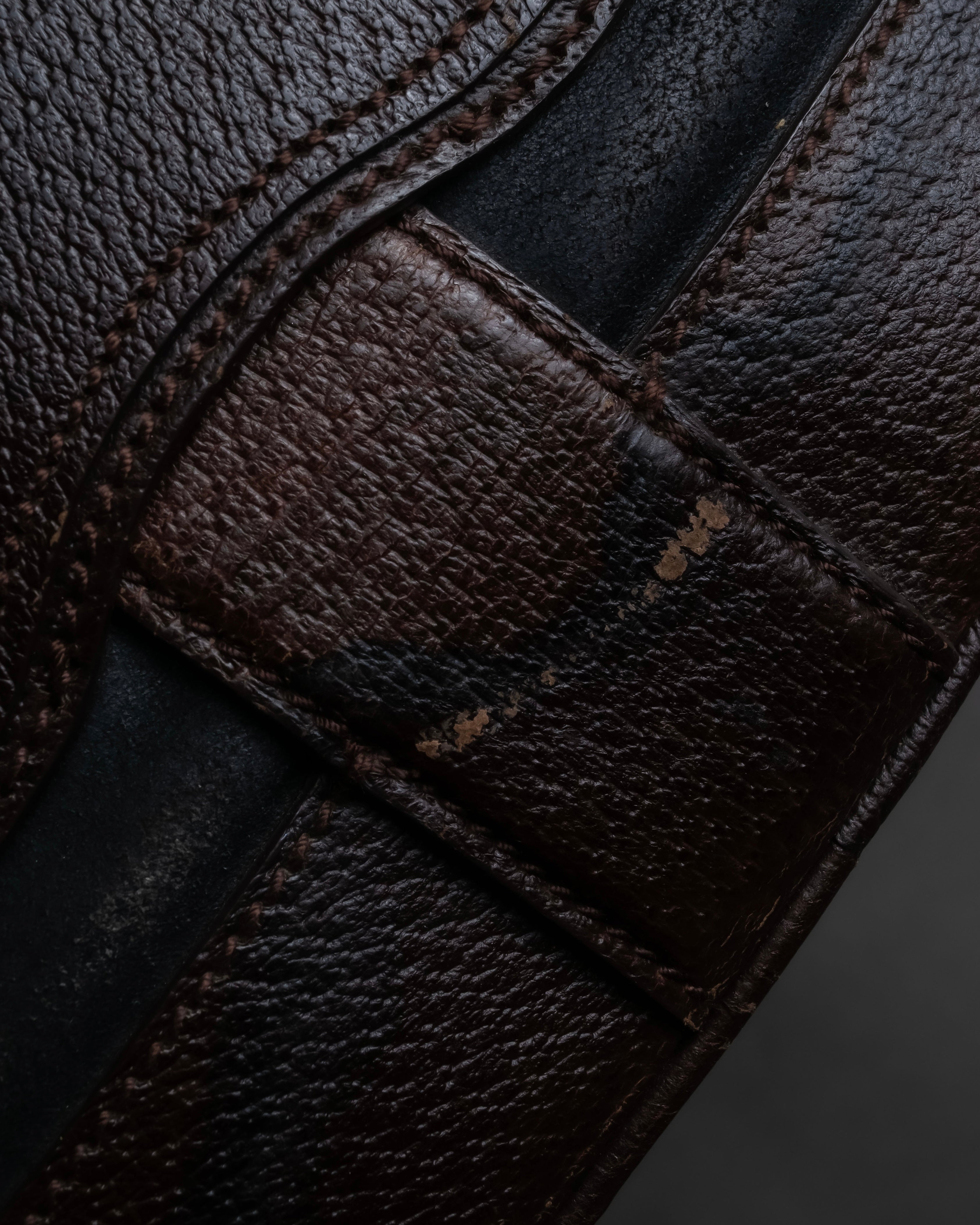 "BALENCIAGA" Circle lock design leather doctor bag