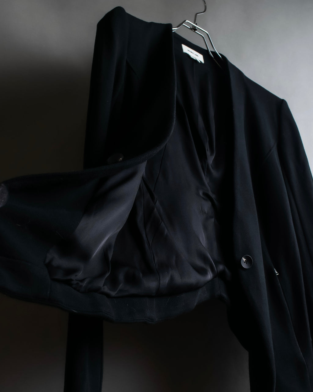 "HELMUT LANG" Zipper design sharp angle cutaway jacket