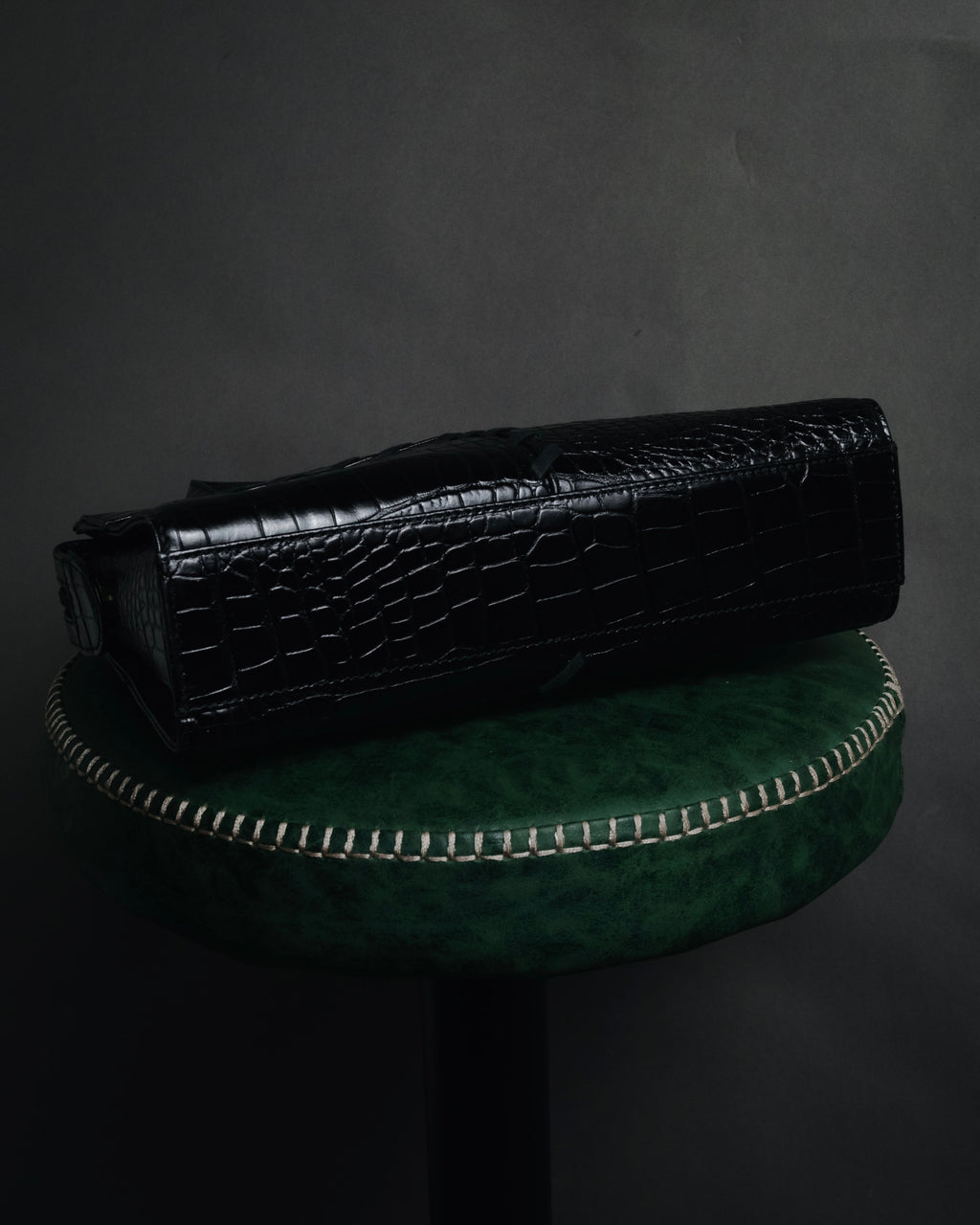 "YVES SAINT LAURENT" 90’s crocodile embossed lace up handbag