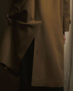 Abrigo de lana y cachemira con cierre frontal tipo fly de los años 80-90 de BURBERRYS