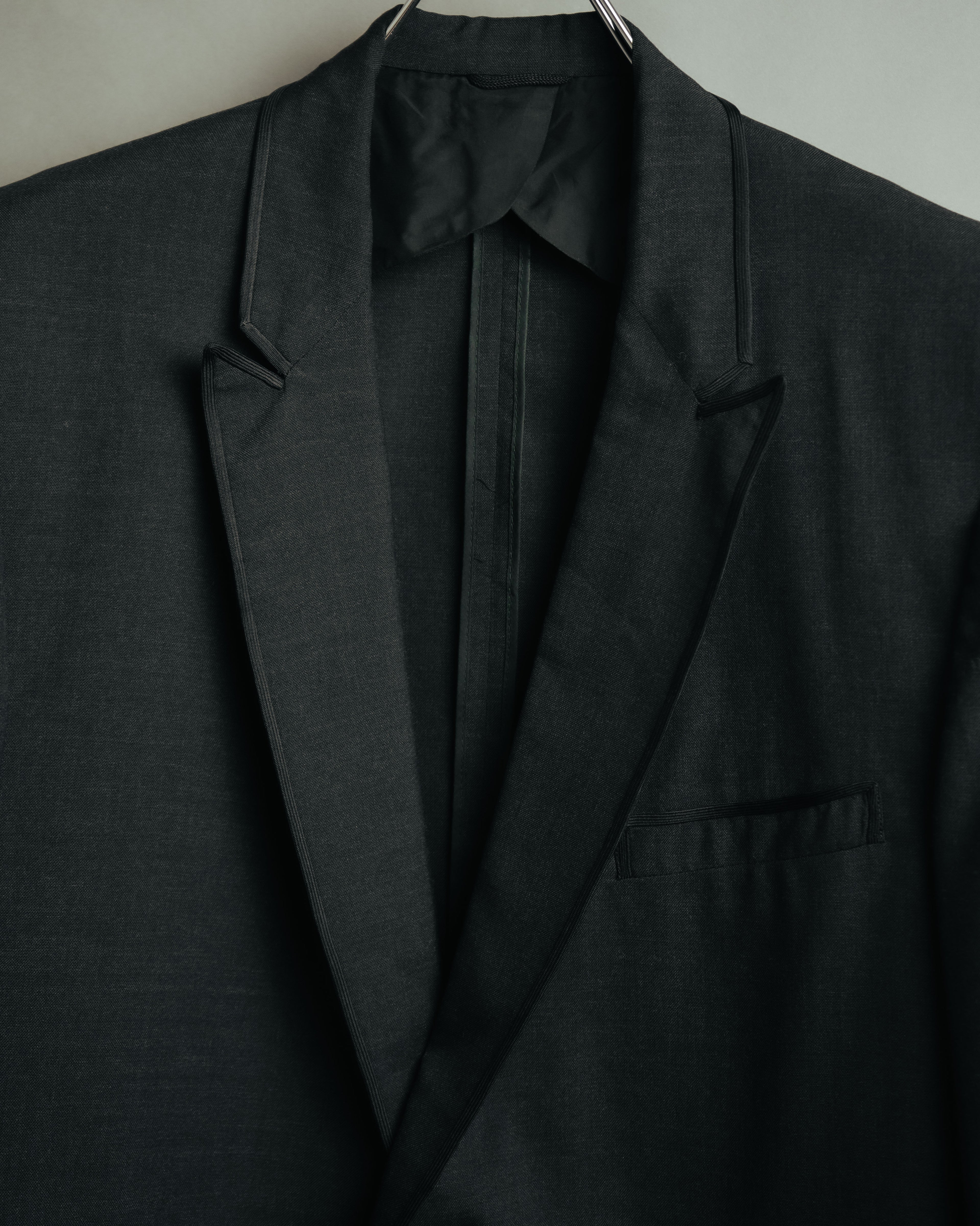 -MOOD Vintage Collections-
70’s-80’s Piping formal tailored jacket