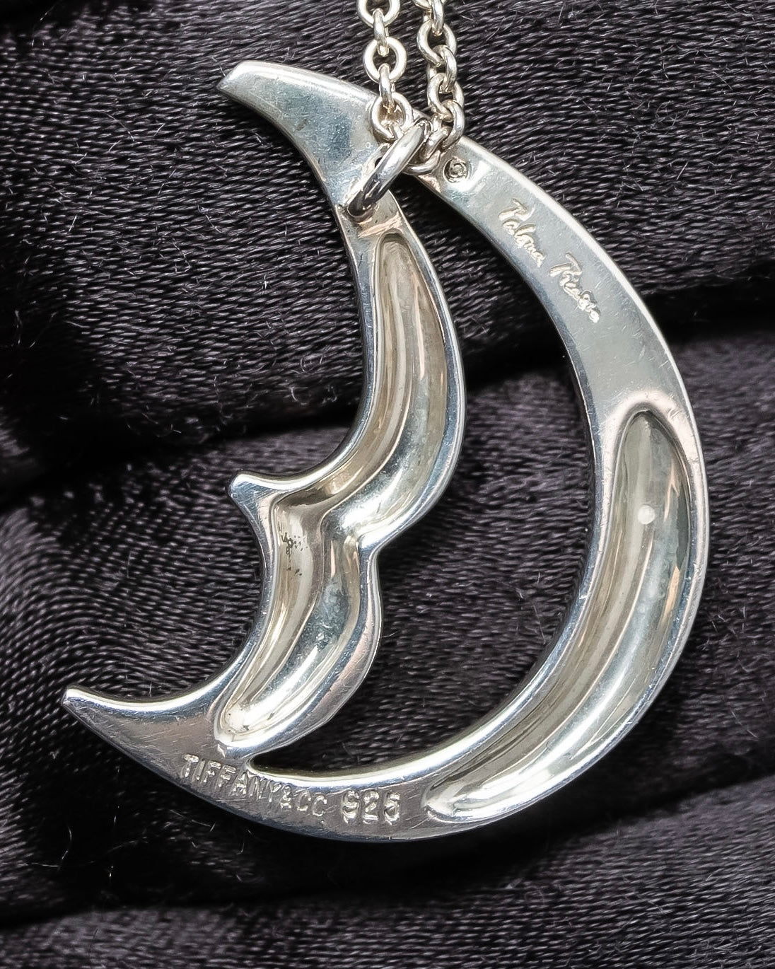 "Tiffany&Co" Crescent moon paloma picasso necklace