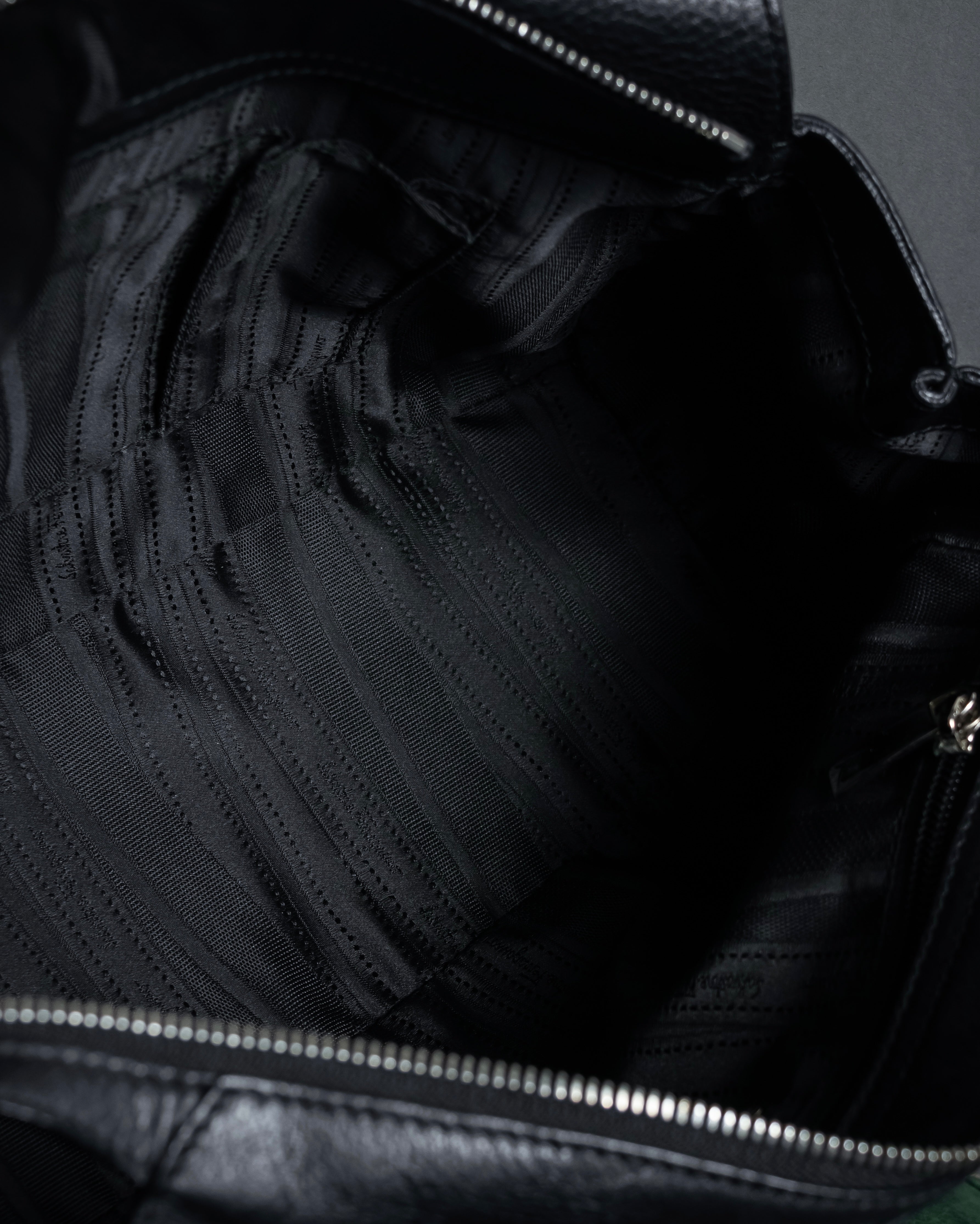 "Salvatore Ferragamo" Gancini motif gathered design leather bag