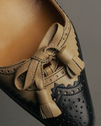 "HERMÈS" 80's-90's Classic bi-color leather tassel brogue pumps