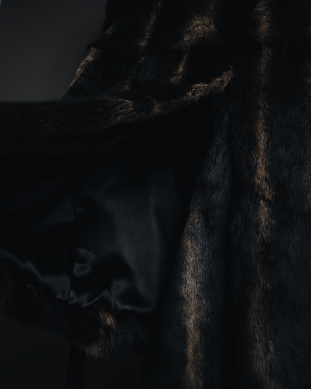 "BIEMME" 00’s striped rabbit fur belted coat