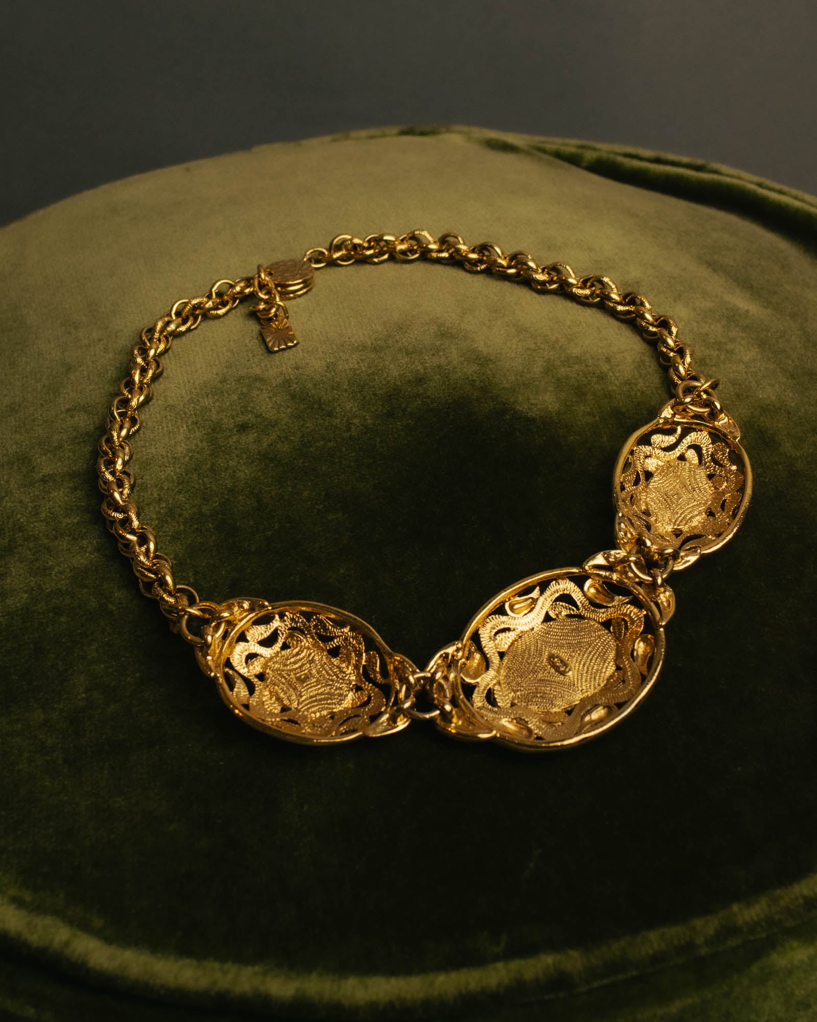 -SPECIAL- “YVES SAINT LAURENT” 80’s-90’s Baroque statement necklace