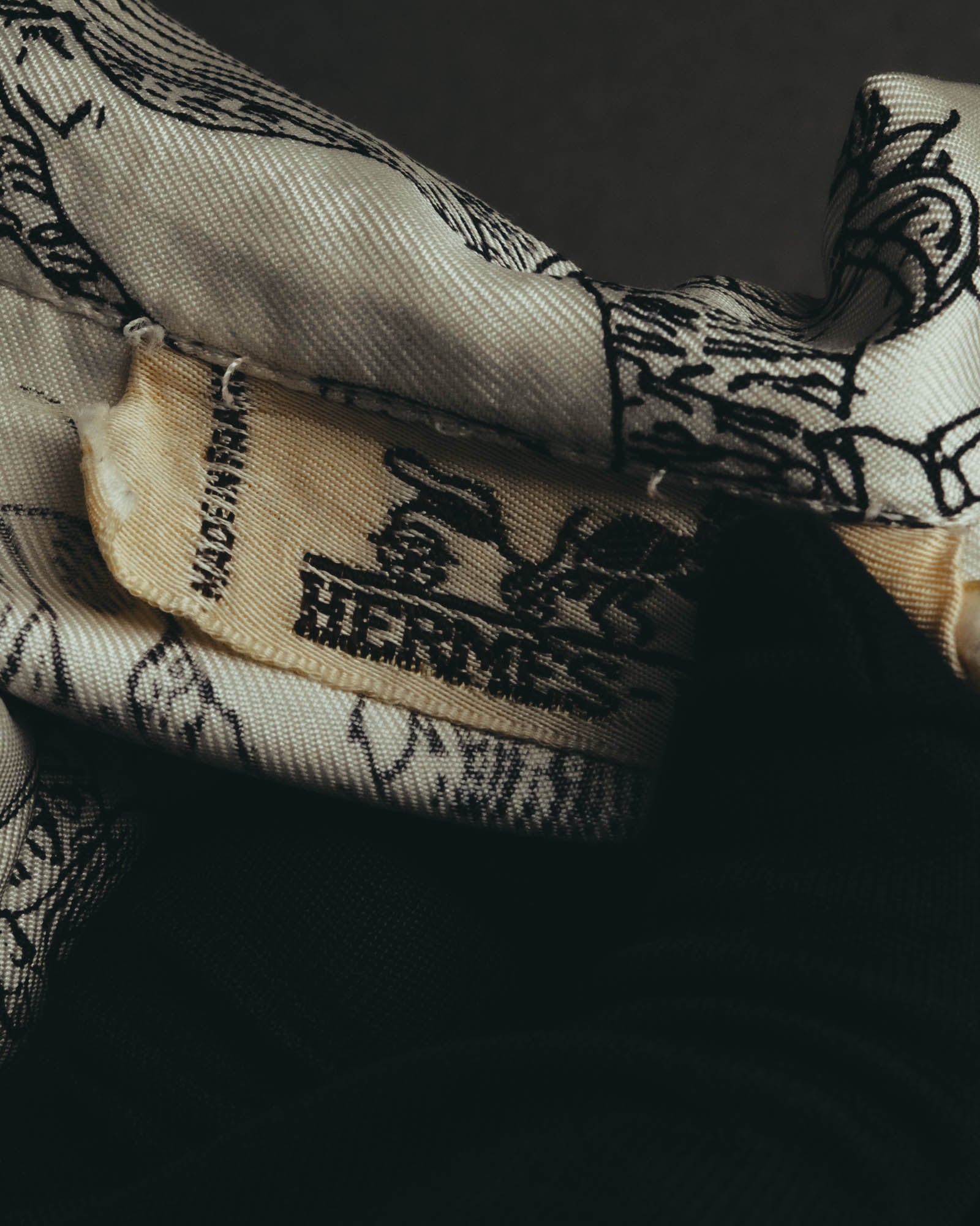 "Hermès" 70's-80's Scarf print shirt