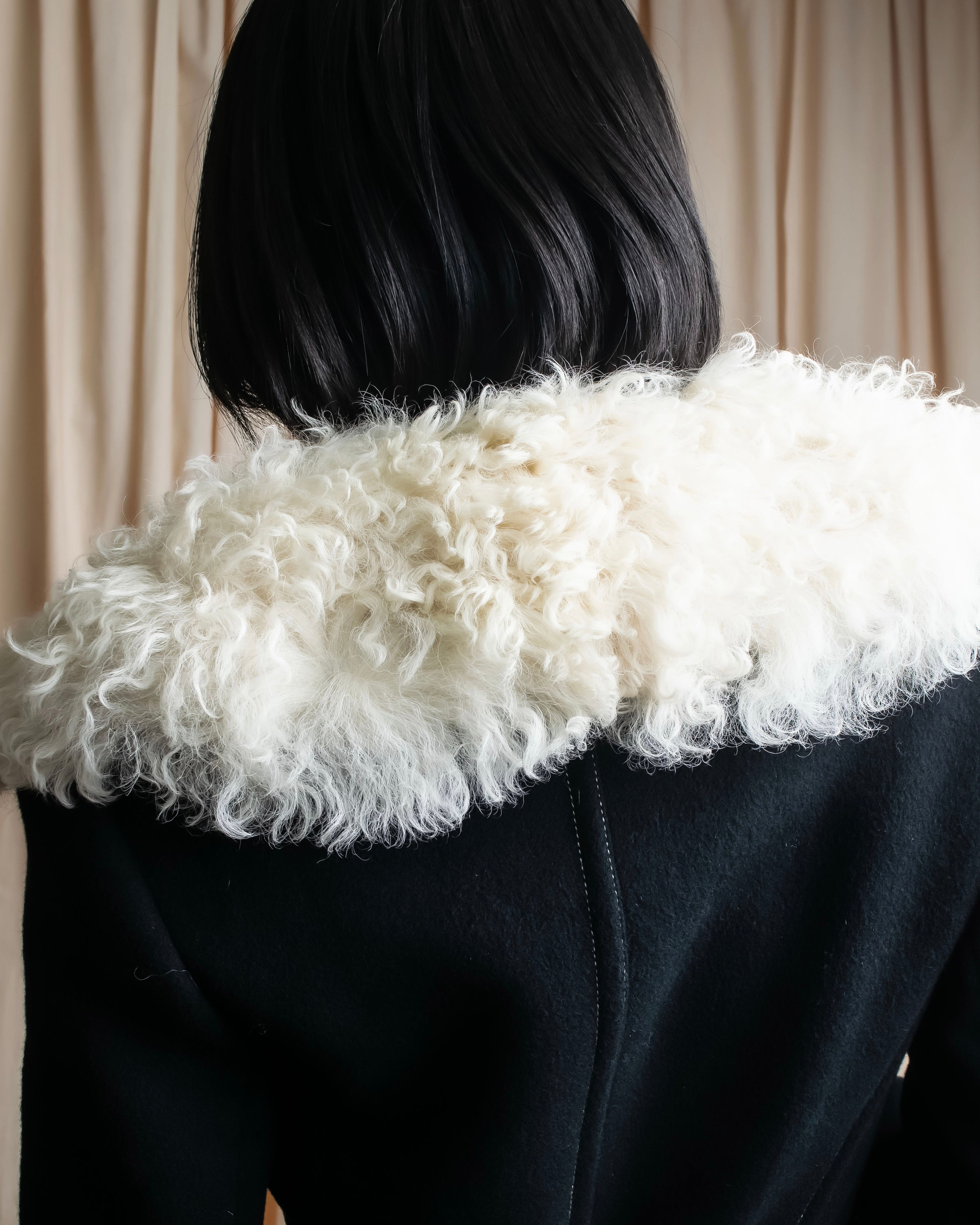 "HELMUT LANG" Fur collar belted long coat